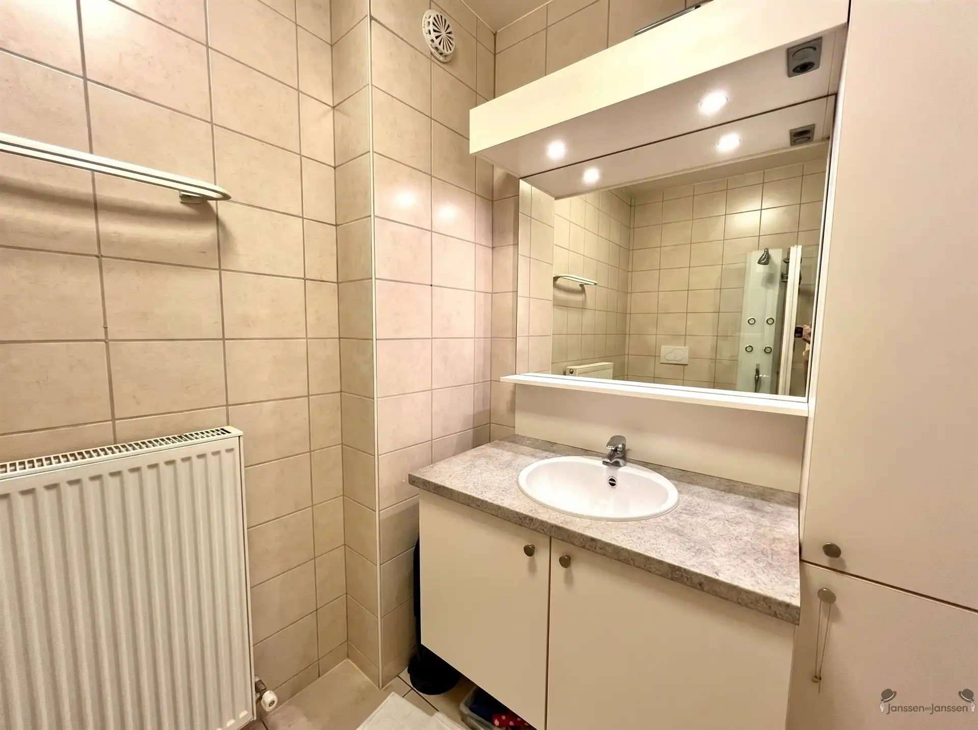 appartement gelijkvloers met tuin & garage foto 6