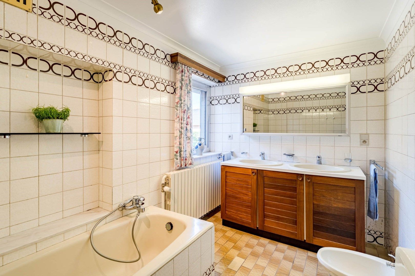 Uitstekend onderhouden vrijstaande bungalow woning op 6a 47ca in een gegeerde woonbuurt vlakbij het centrum van Bilzen foto 18