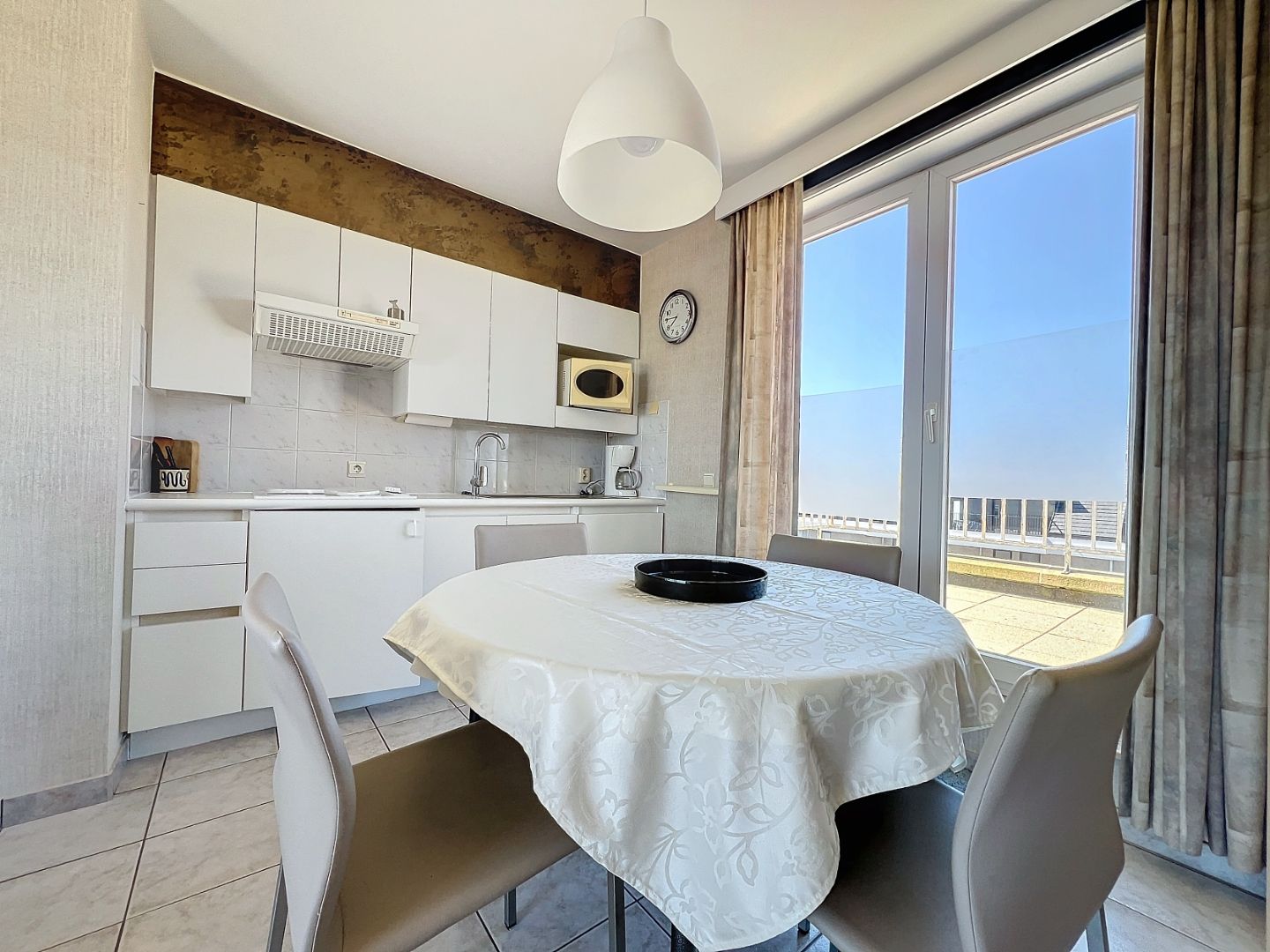 Penthouse met panoramisch uitzicht te Nieuwpoort foto 4