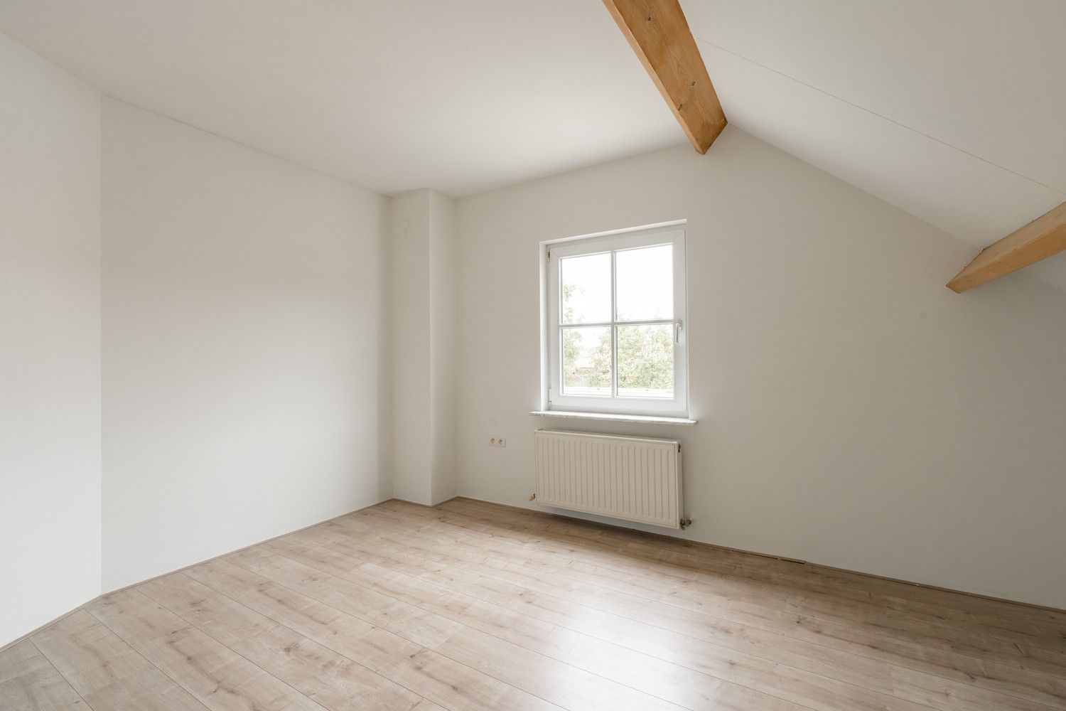 Vrijstaande woning met 5 slk op ruim perceel van 30 are in Pelt foto 26