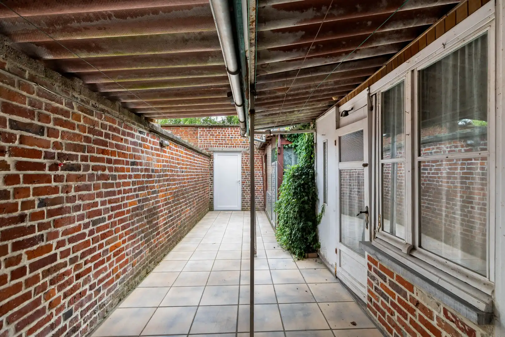 Te renoveren woning foto 12