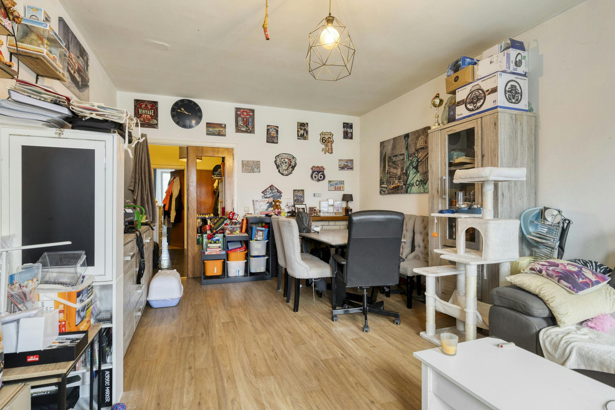 Opbrengsteigendom te koop in Strombeek-Bever foto 34