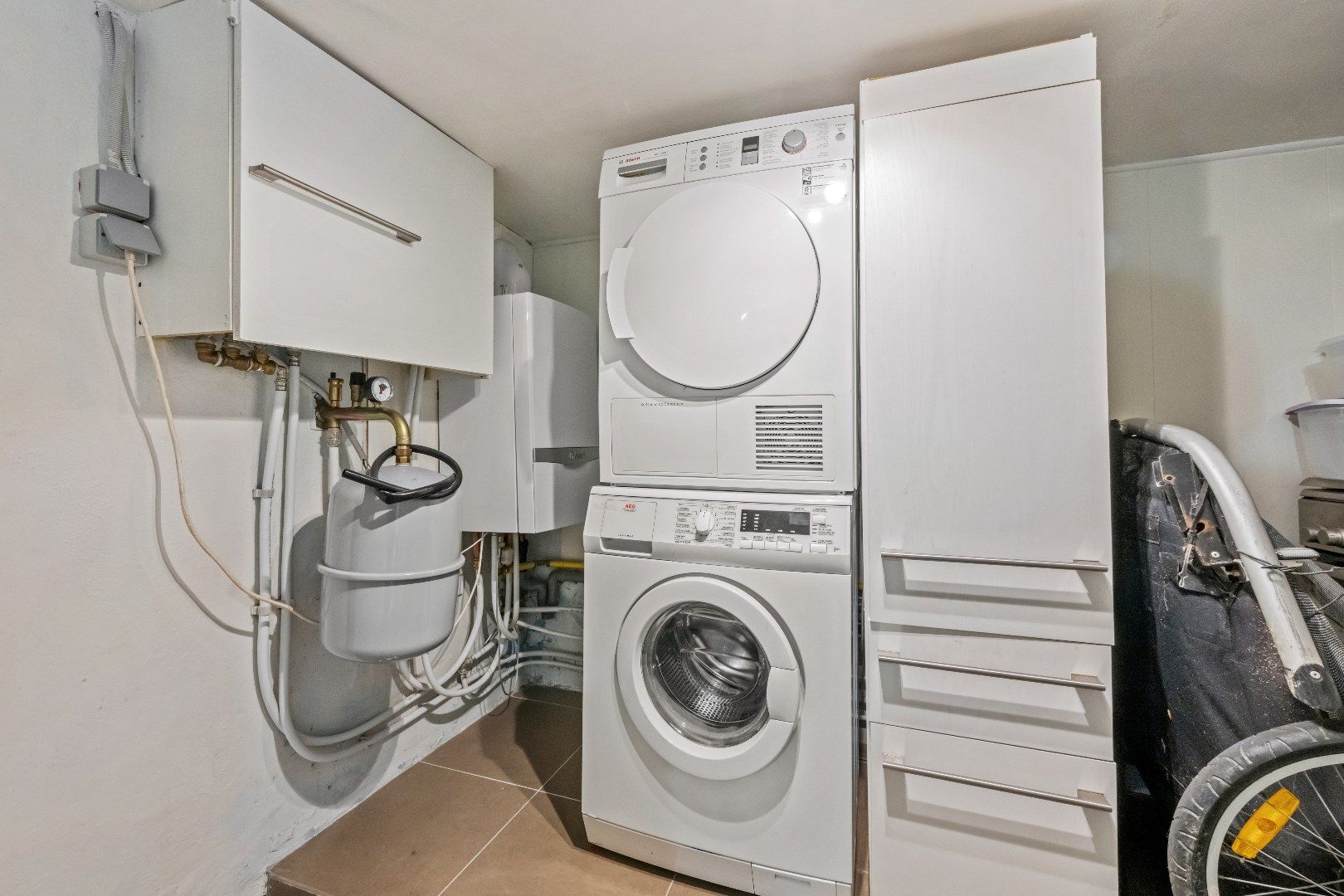 Goed gelegen gerenoveerd woonhuis foto 10