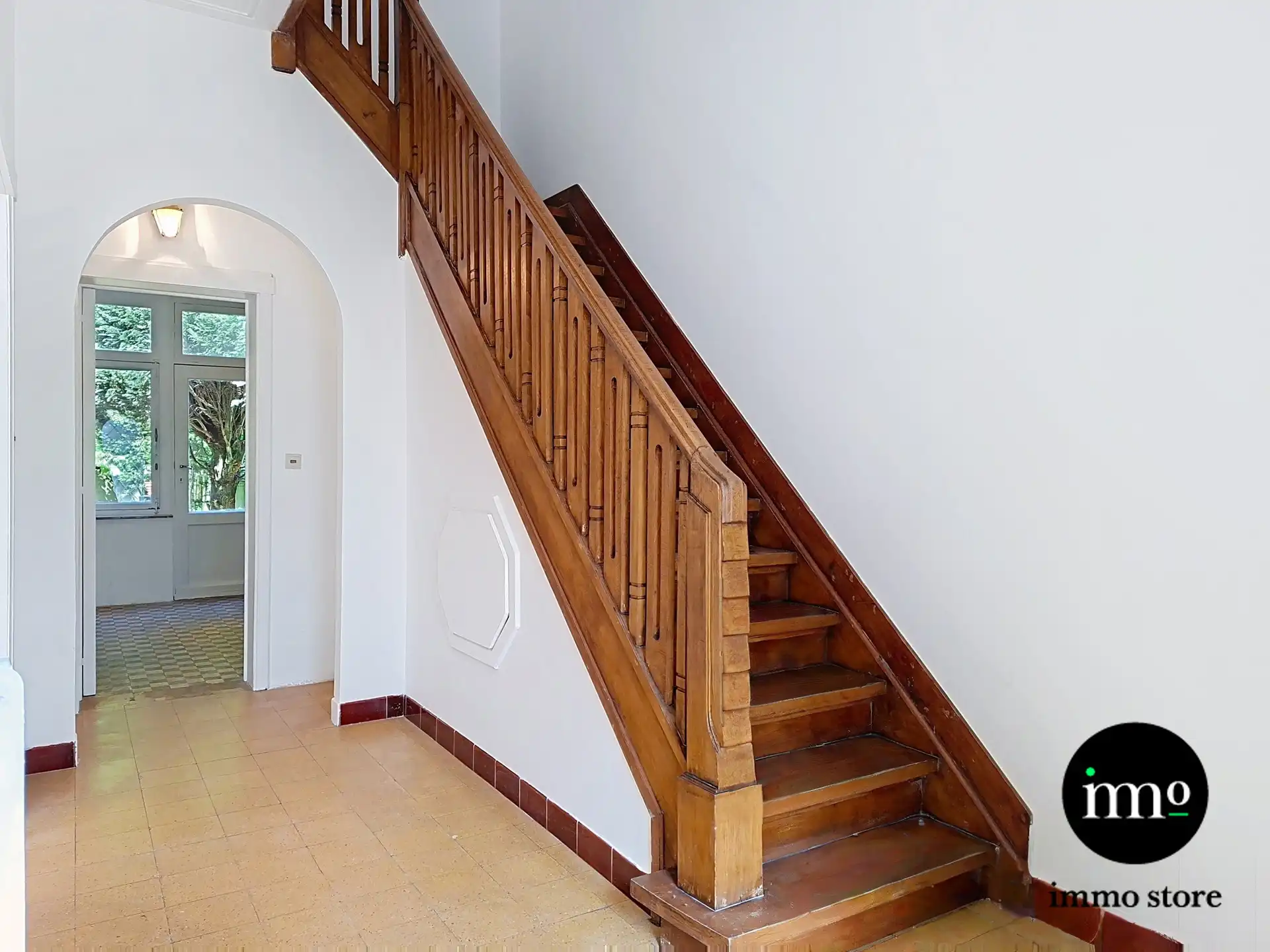 Bel-étagewoning met 5 slaapkamers op topligging foto 3