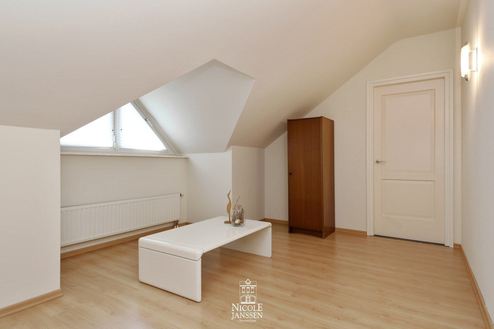 Stijlvolle villa met 4 slaapkamers, 2 badkamers en een prachtige tuin foto 24