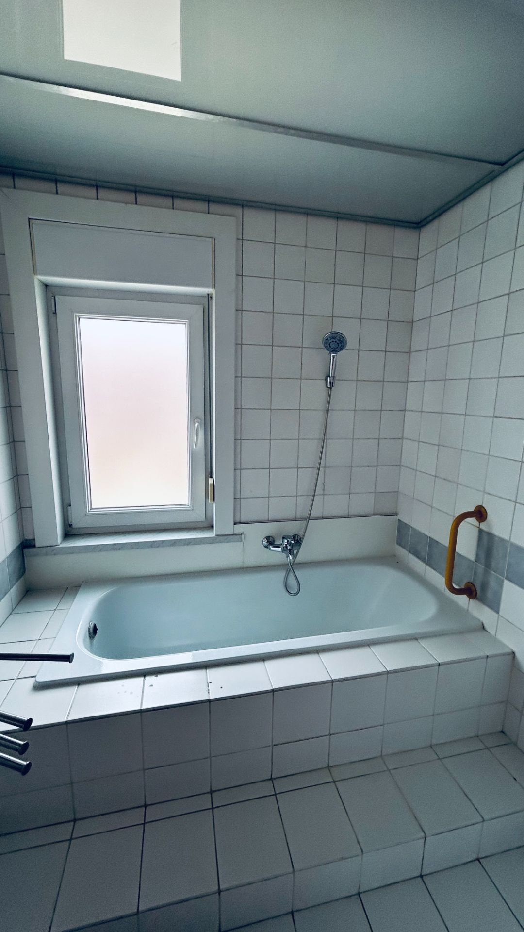 Ruime instapklare woning in rustige buurt foto 14