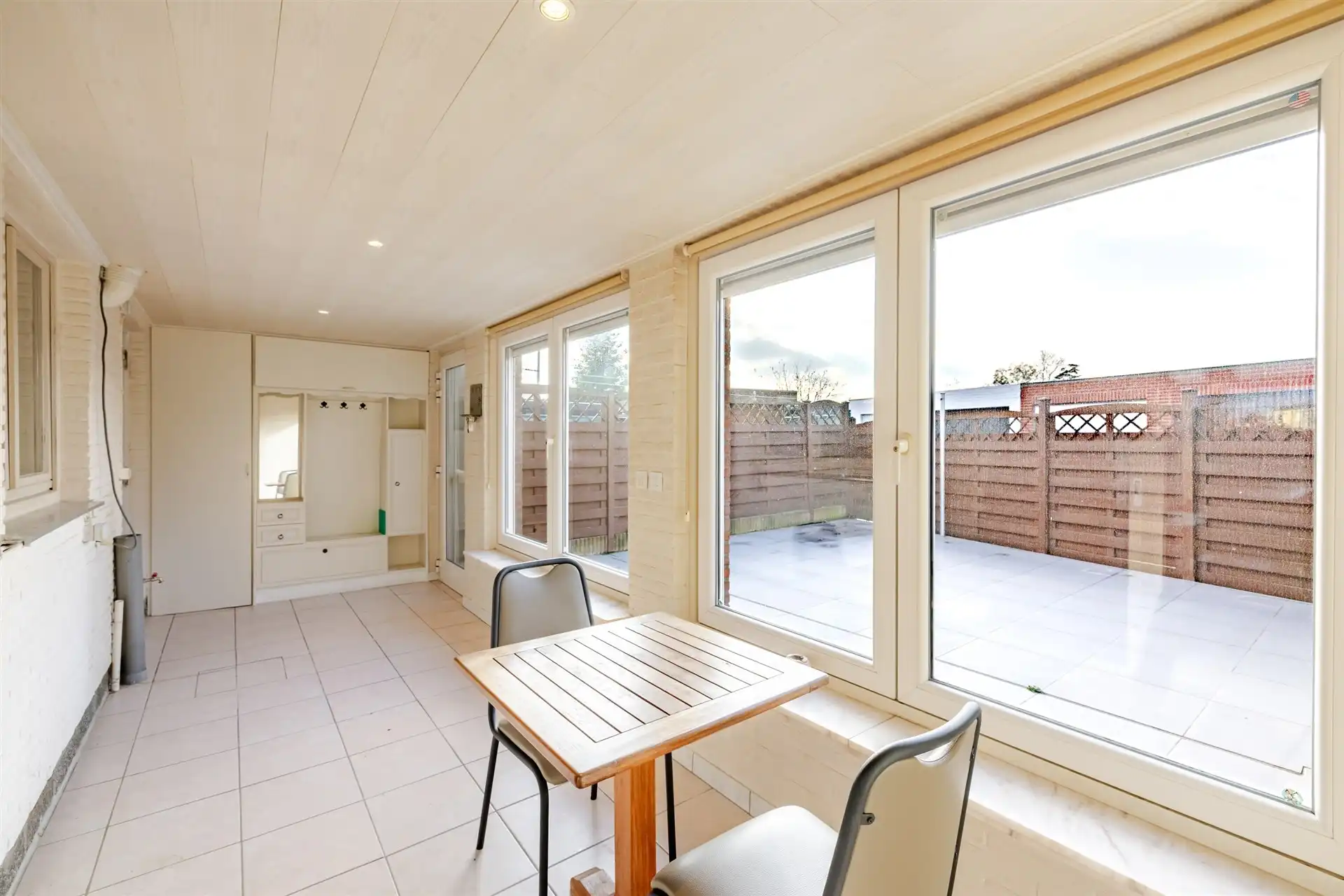 Instapklare woning met 3 slks, terras en garage foto 11