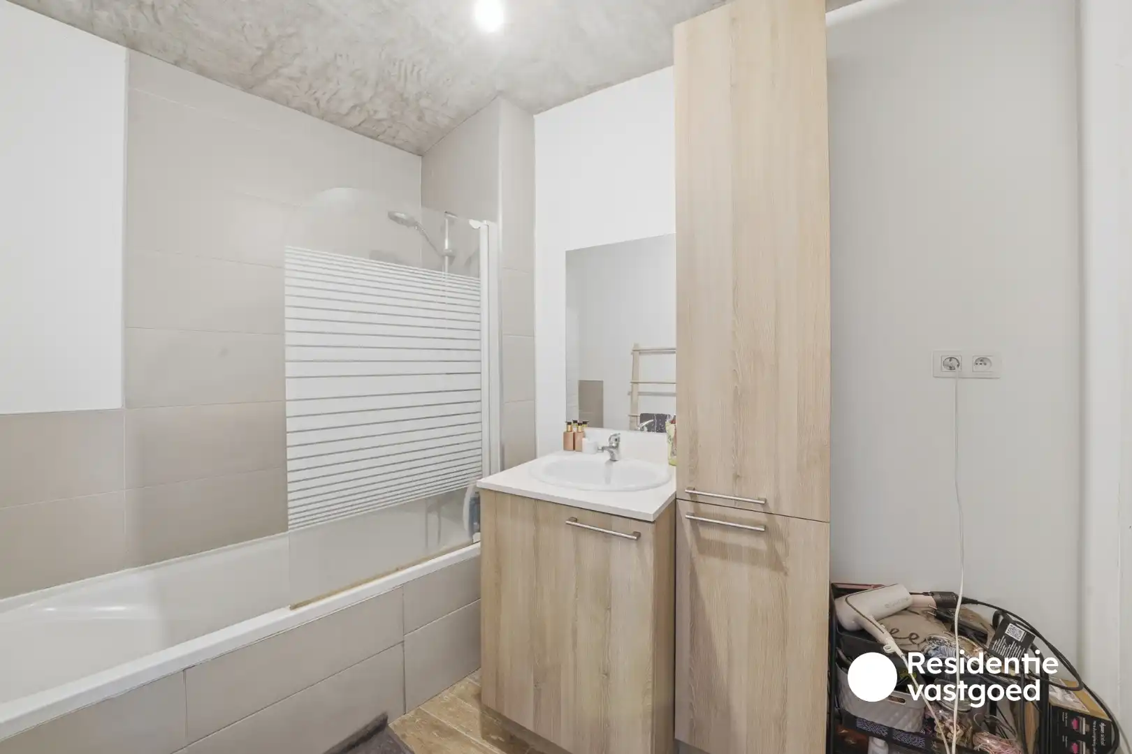 Gerenoveerd gelijkvloers appartement met 3 slaapkamers en EPC A in Westkerke! foto 12