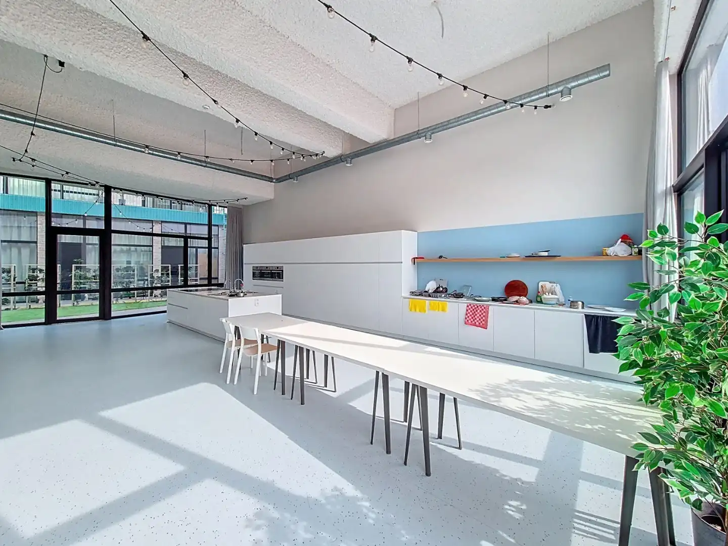 Studentenkamer vlakbij alle scholen, station en centrum foto 6