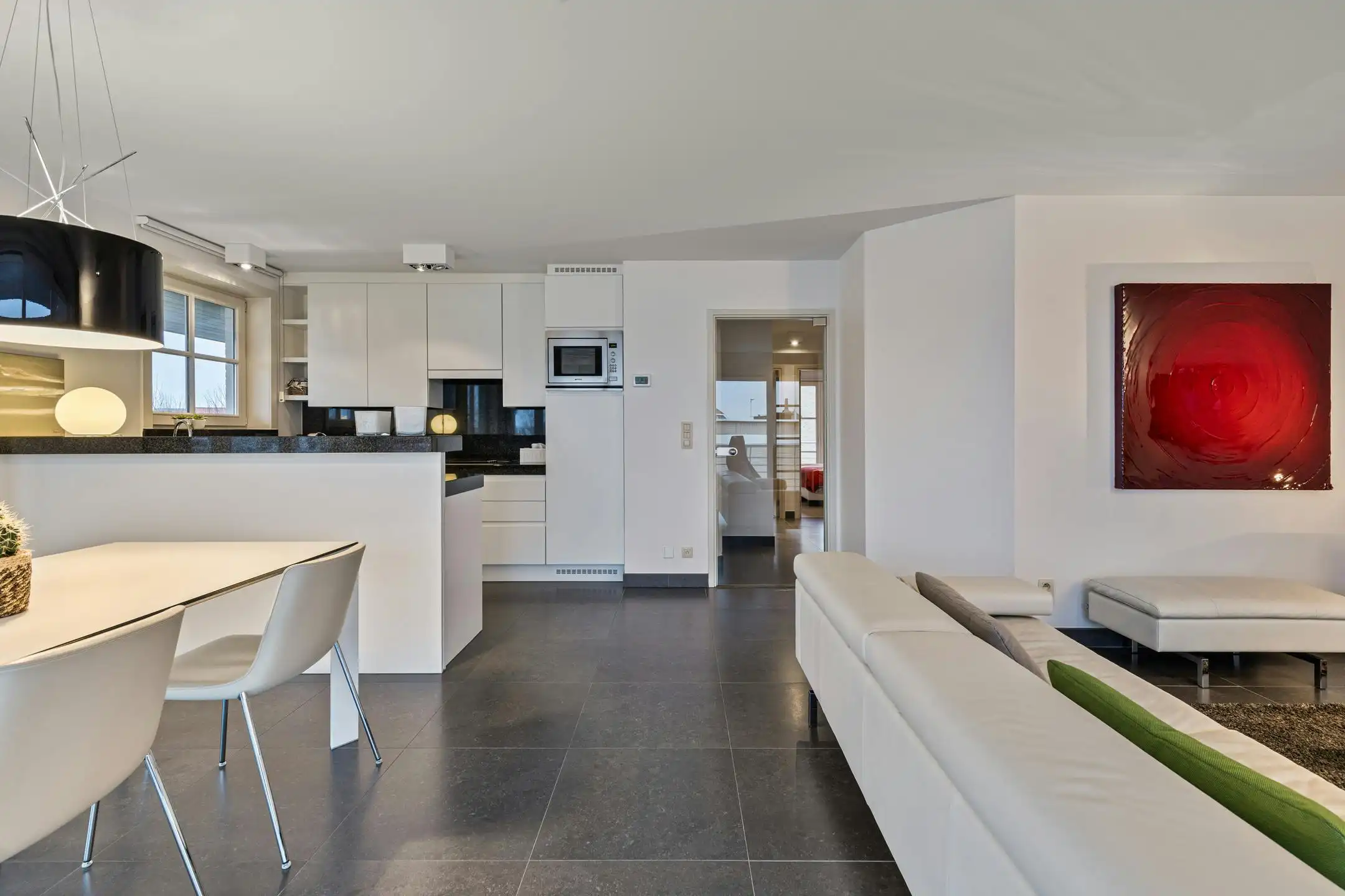 Hoekappartement met 2 slaapkamers en garage in Sint-Idesbald foto 16