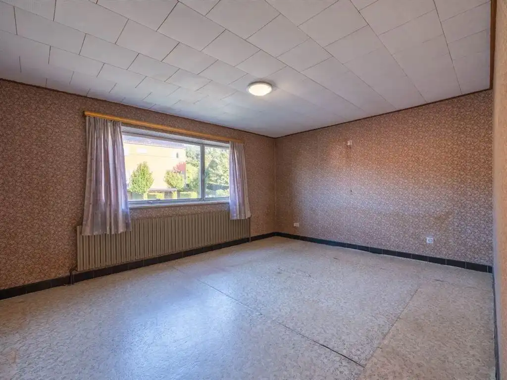Te renoveren vrijstaande woning met 4 slaapkamers foto 28