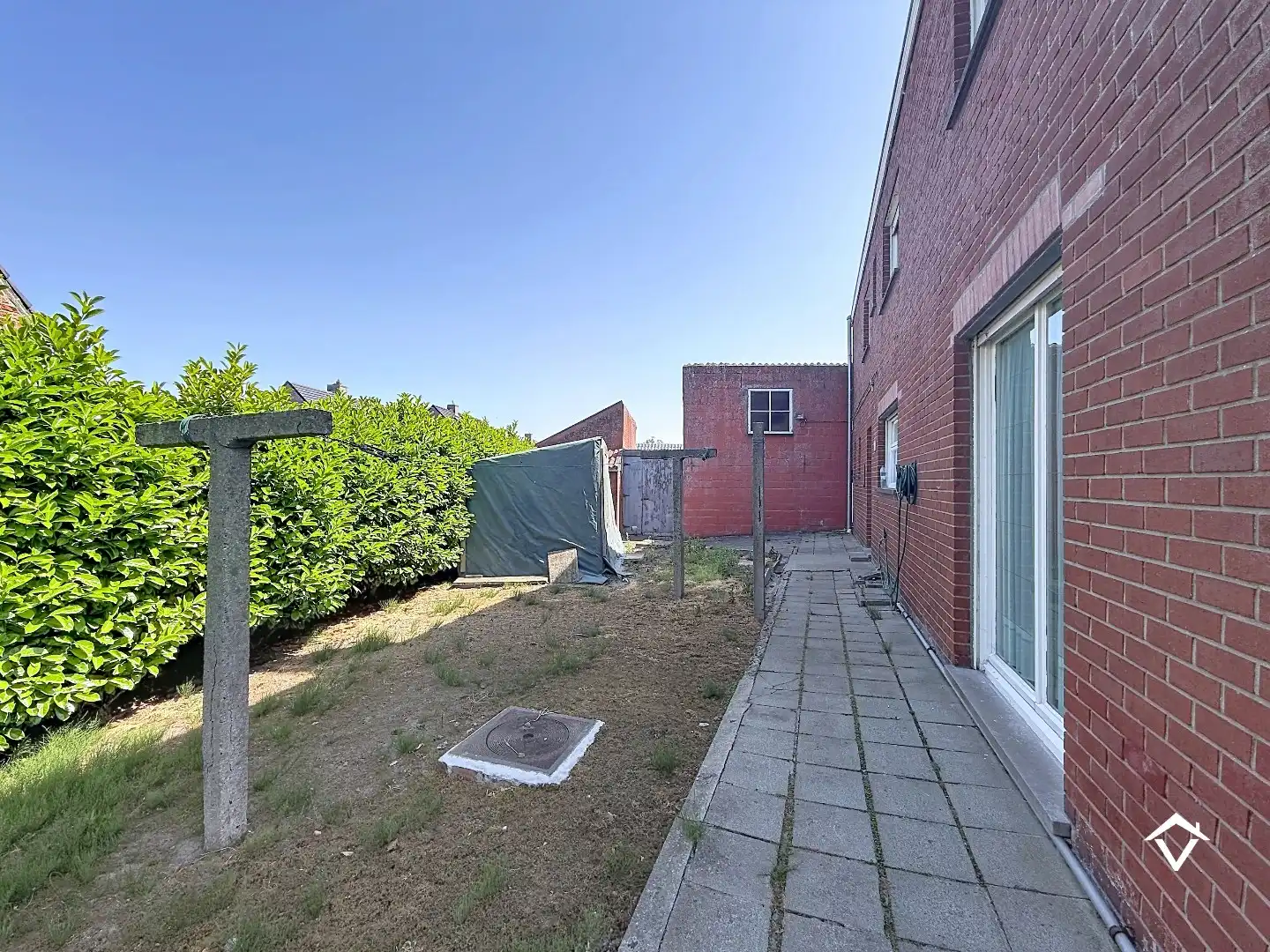 Gezinswoning met polyvalente ruimte, vijf slaapkamers en inpandige garage te Koekelare foto 24