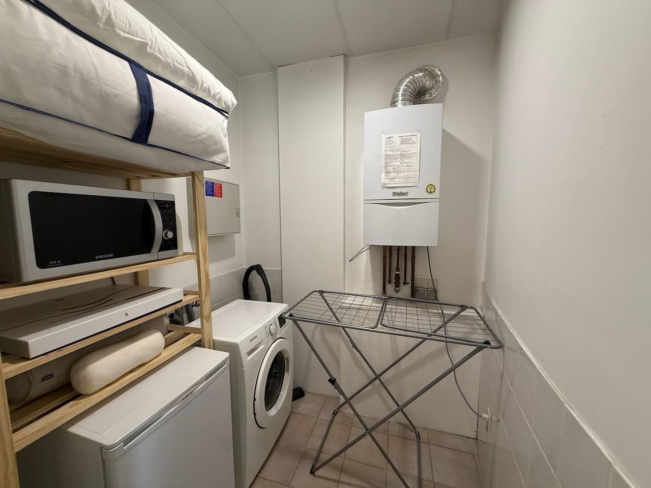 Rustig gelegen appartement met terras en garage foto 7