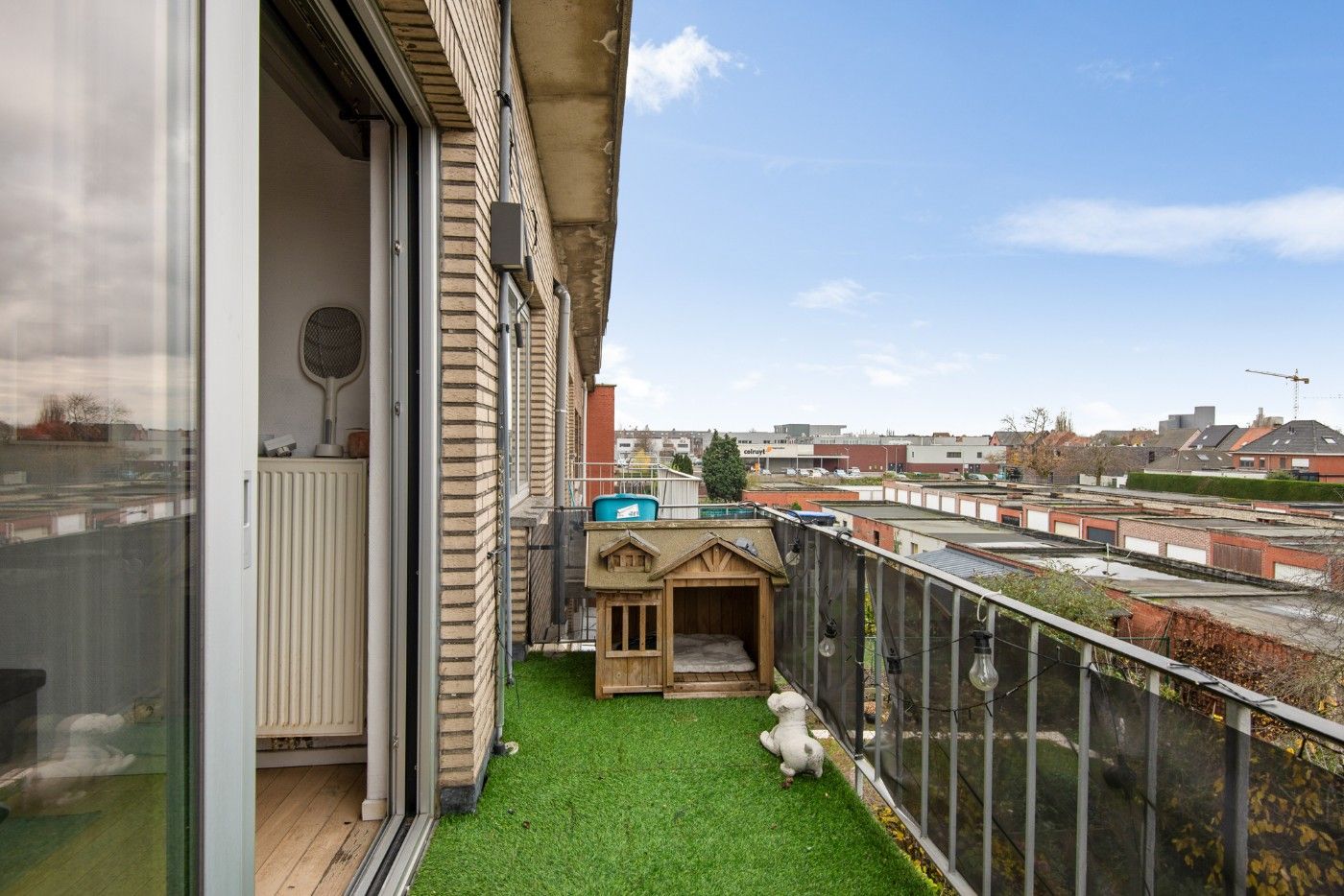 Tof, ruim app. op 2e verd. met 3 slpk. en garage foto 14