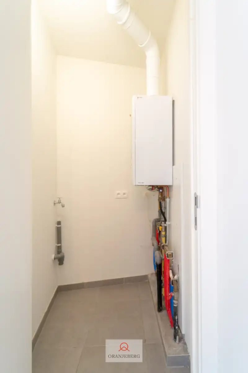 Nieuwbouw 2 slpk appartement vlakbij station Gent-Sint-Pieters foto 30
