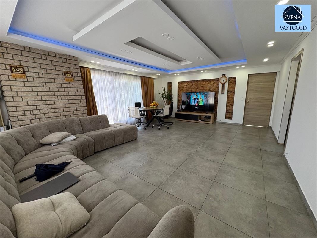 WONING MET HANDELSRUIMTE EN 3 SLAAPKAMERS foto 19