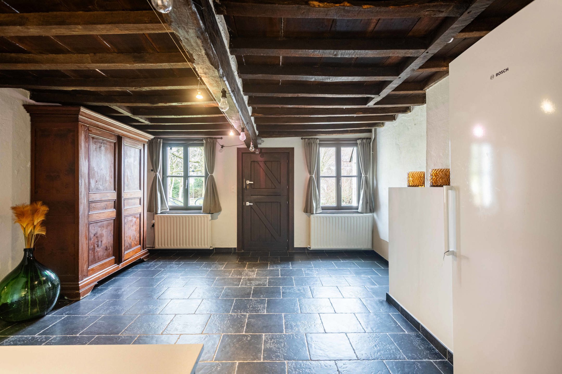 Charmante deels te renoveren alleenstaande woning  foto 16