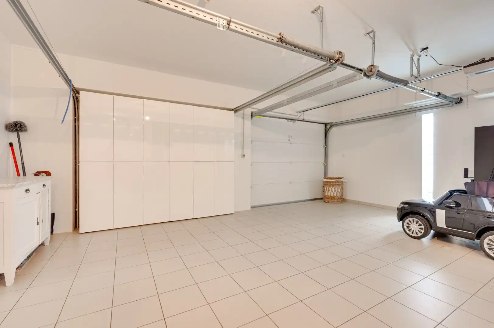 Karaktervolle alleenstaande ruime villa met rondom tuin op korte afstand van het strand  foto 22