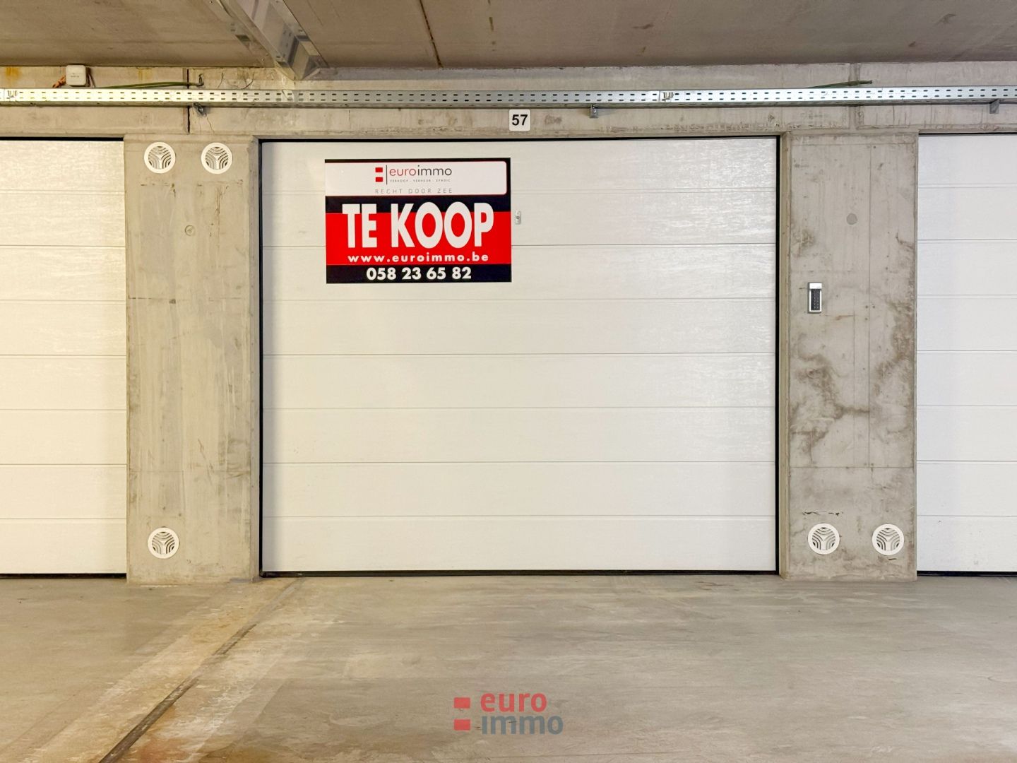 Vlot inrijdbare garagebox te koop op centrale locatie nabij de havengeul foto 5
