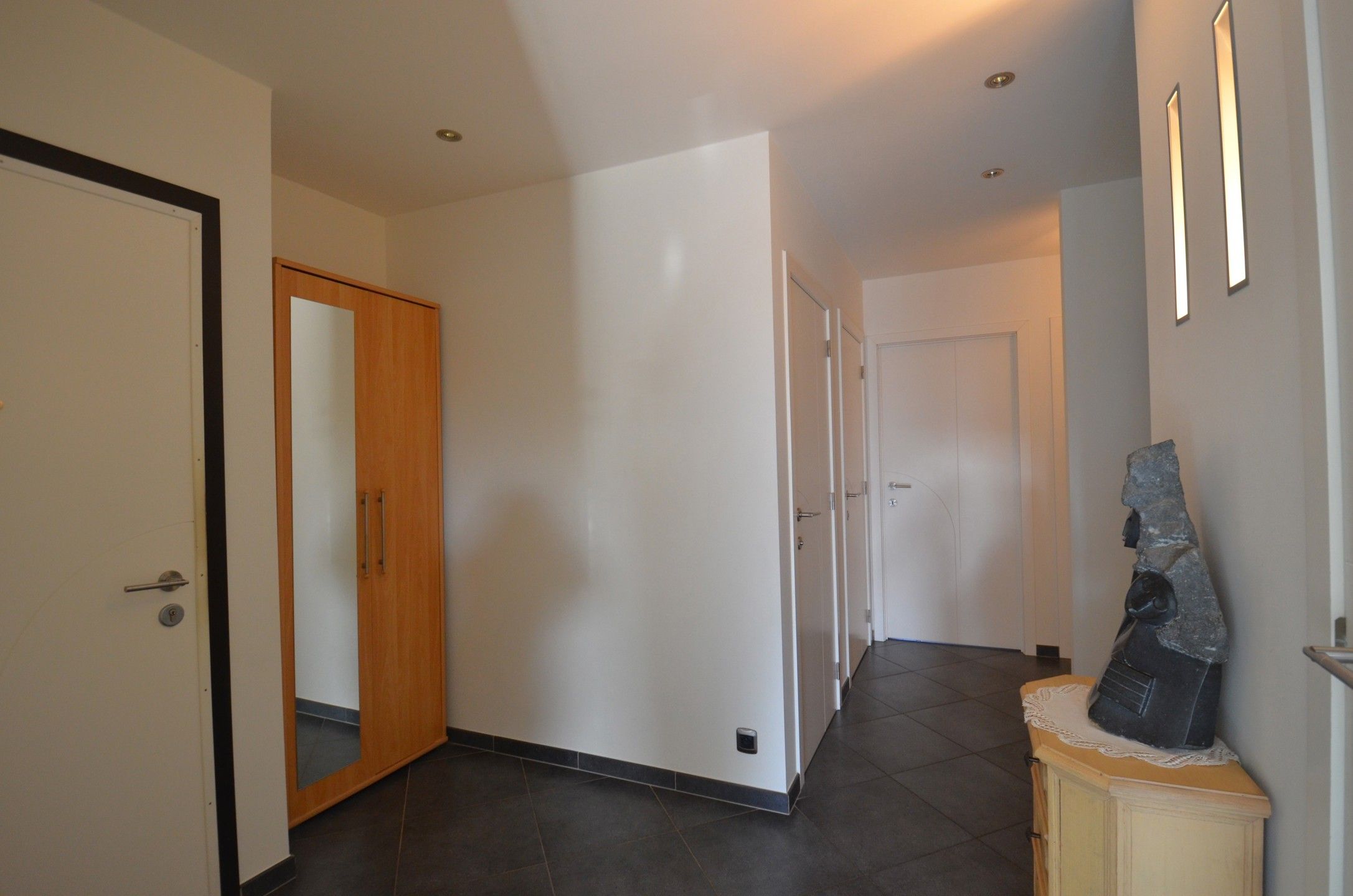 Zeer ruim appartement nabij het centrum van Lier foto 2