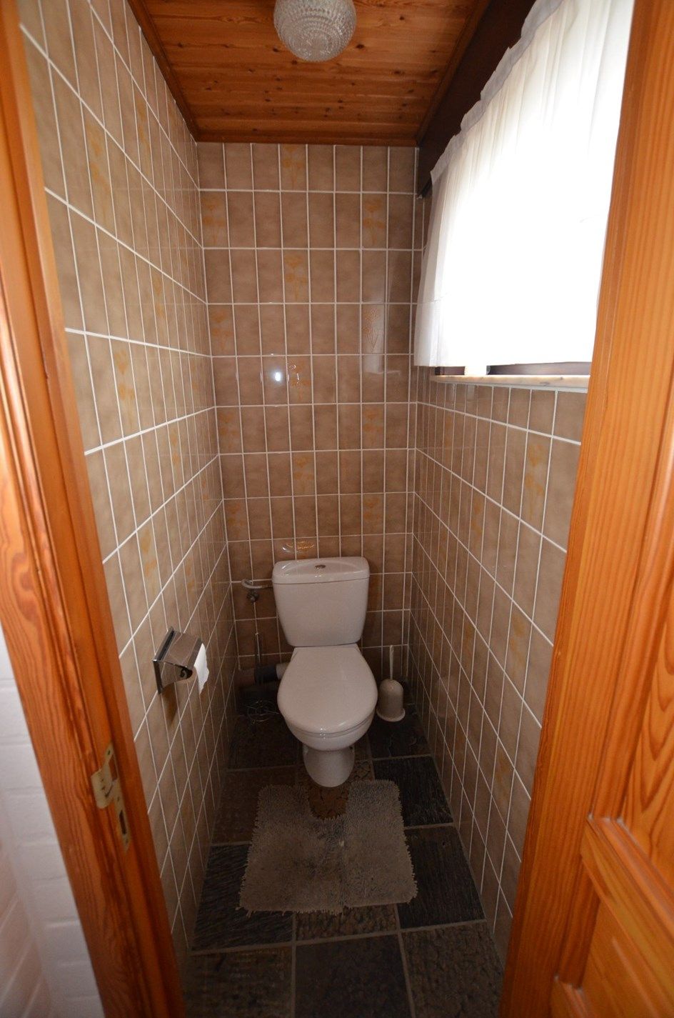 Zeer ruim multifunctioneel woonhuis met handelsgelijkvloers foto 9