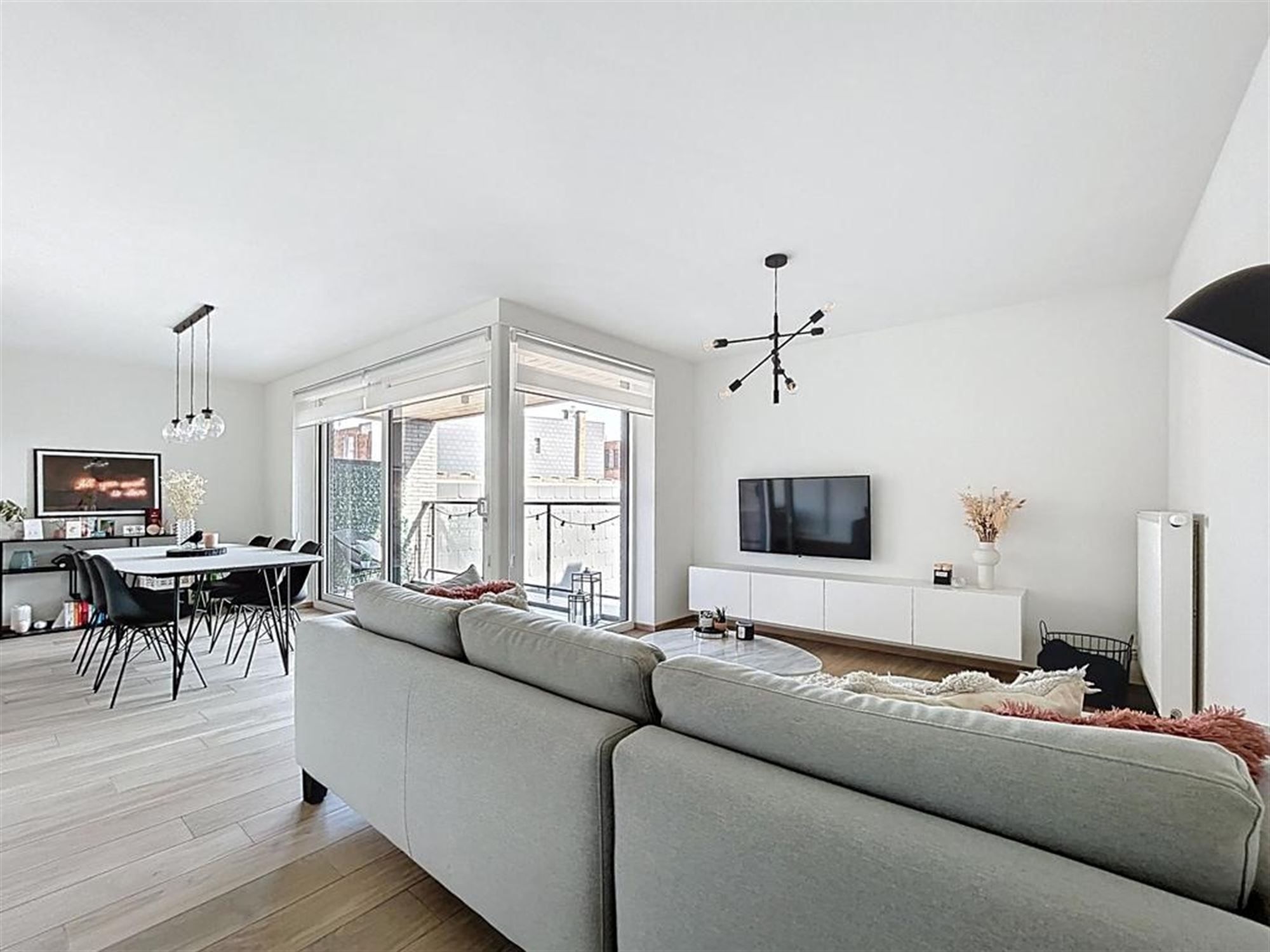 Gemeubeld appartement te huur met 2 slaapkamers Gent foto 2
