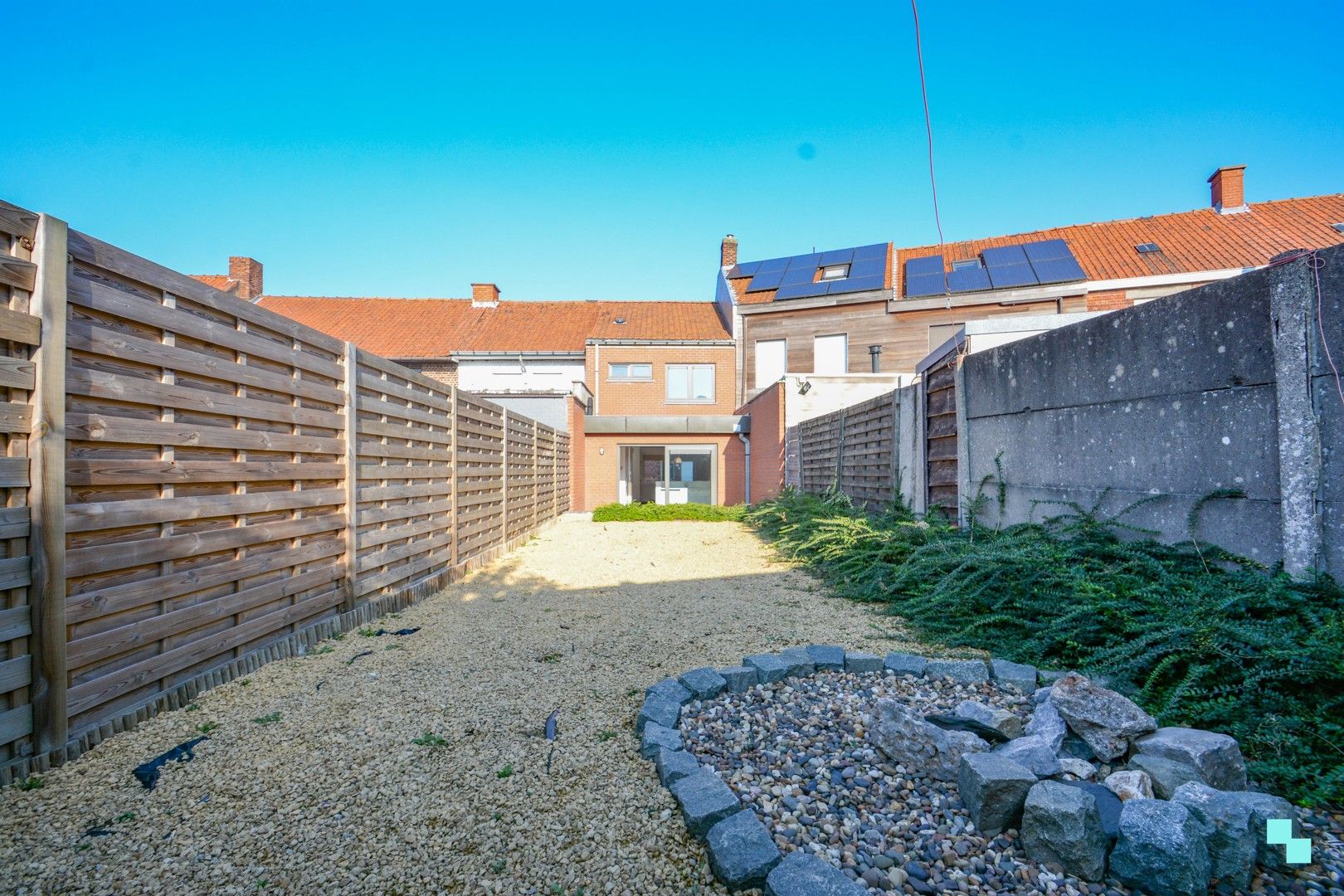 Ideale starterswoning of investeringseigendom in hartje Izegem foto 18