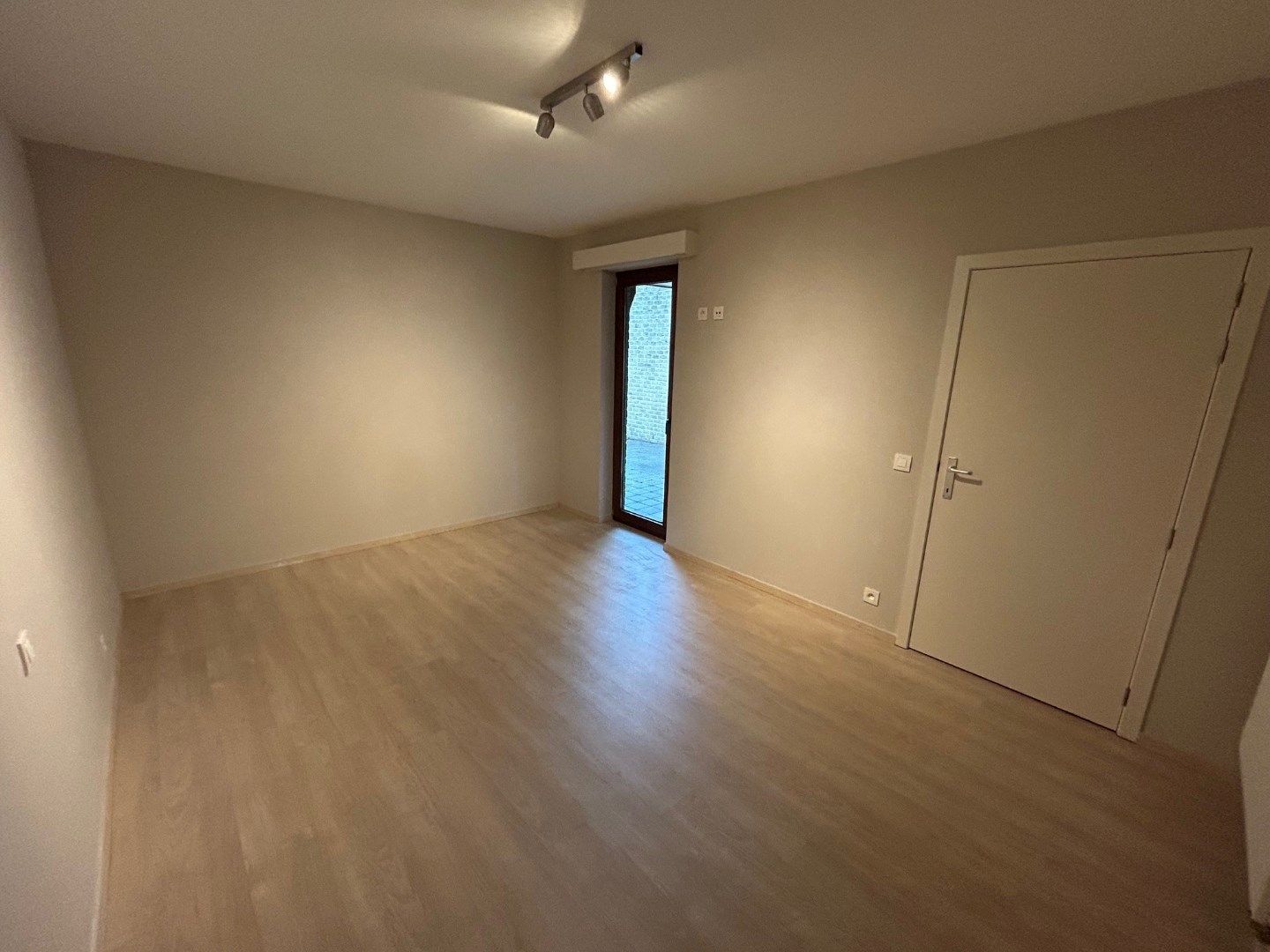 Perfect onderhouden rijwoning te Lommel foto 21