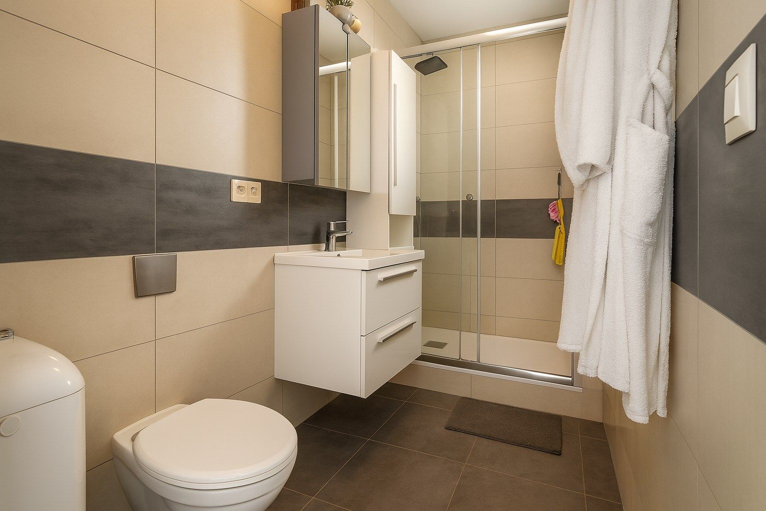 Unieke eigendom met woning, duplexappartement, magazijn en tuin op 508 m² gelegen te Burcht (Zwijndrecht)! foto 24