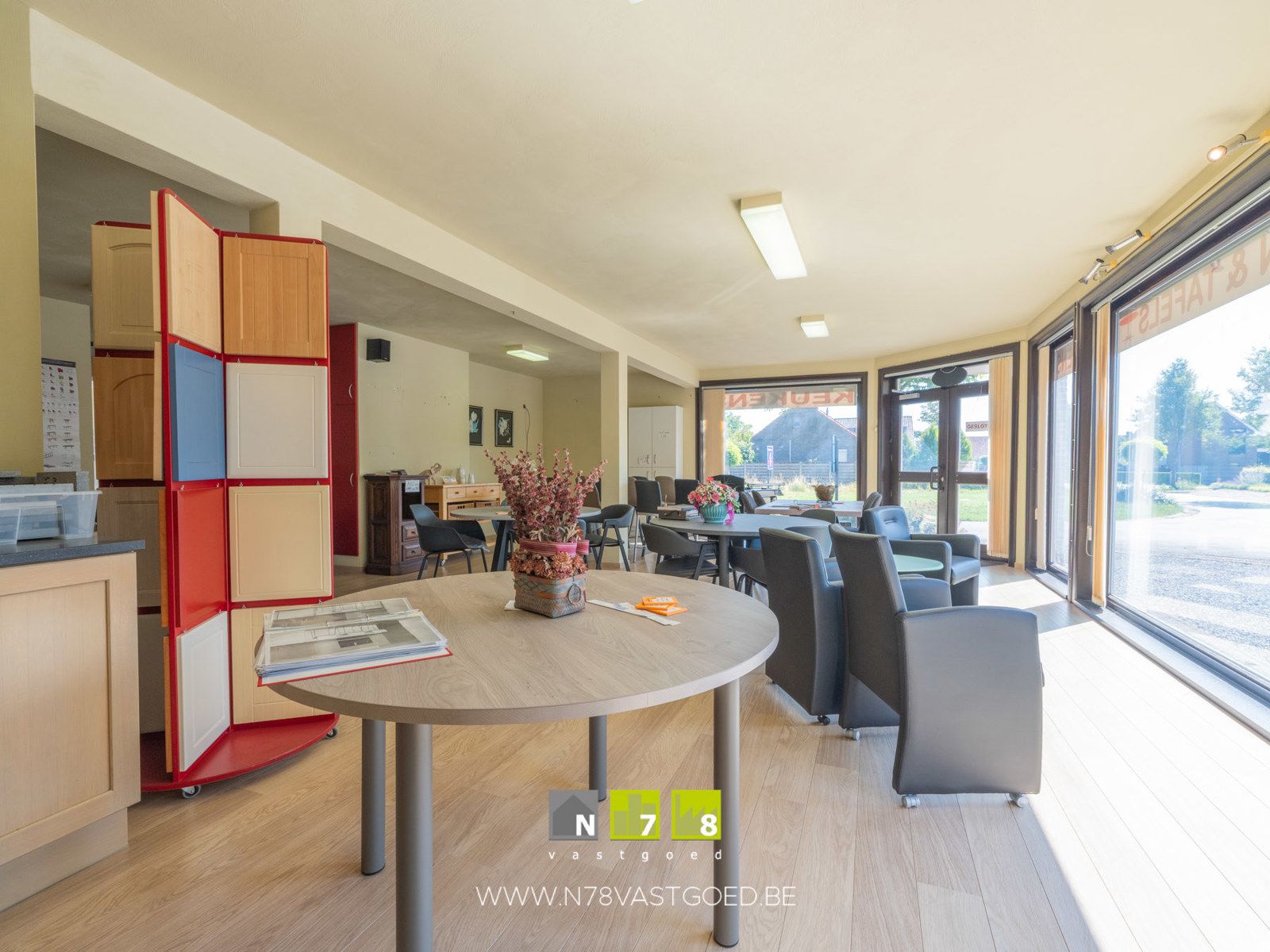 Gebouw te koop foto 24