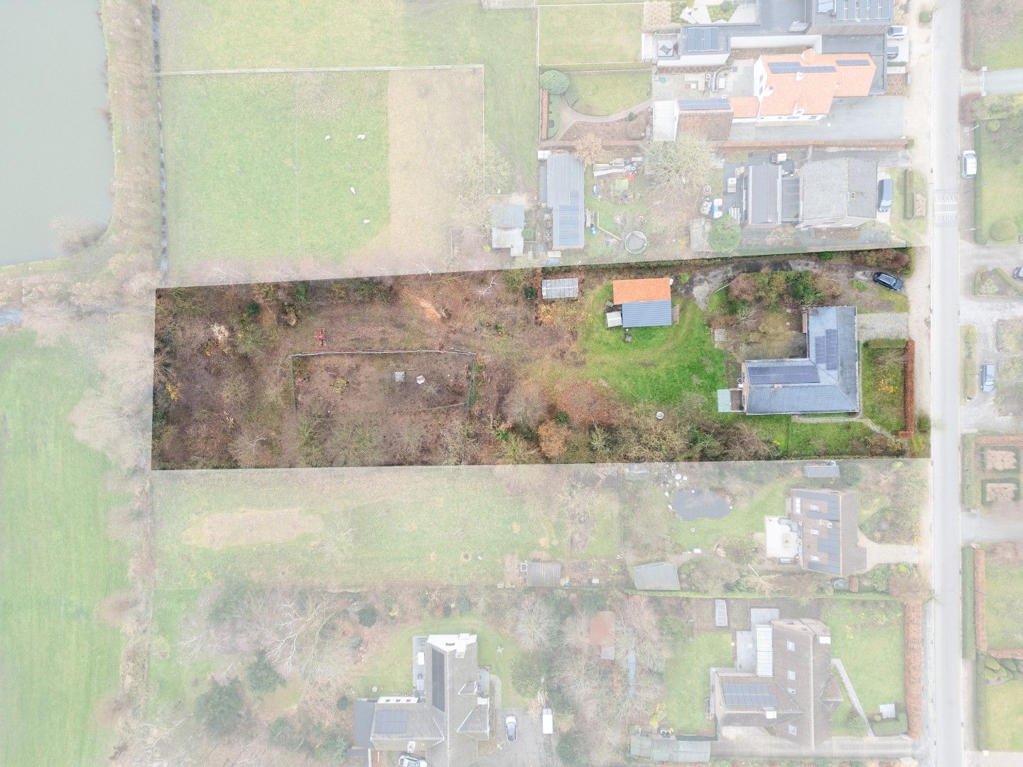 Bouwgrond van 2.193 m² te koop in Lievegem foto 2