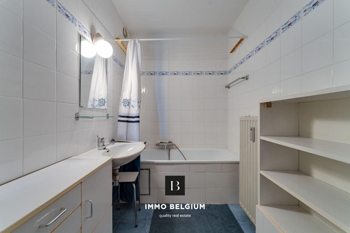 Ruim appartement met 2 slaapkamers nabij de dijk foto 10