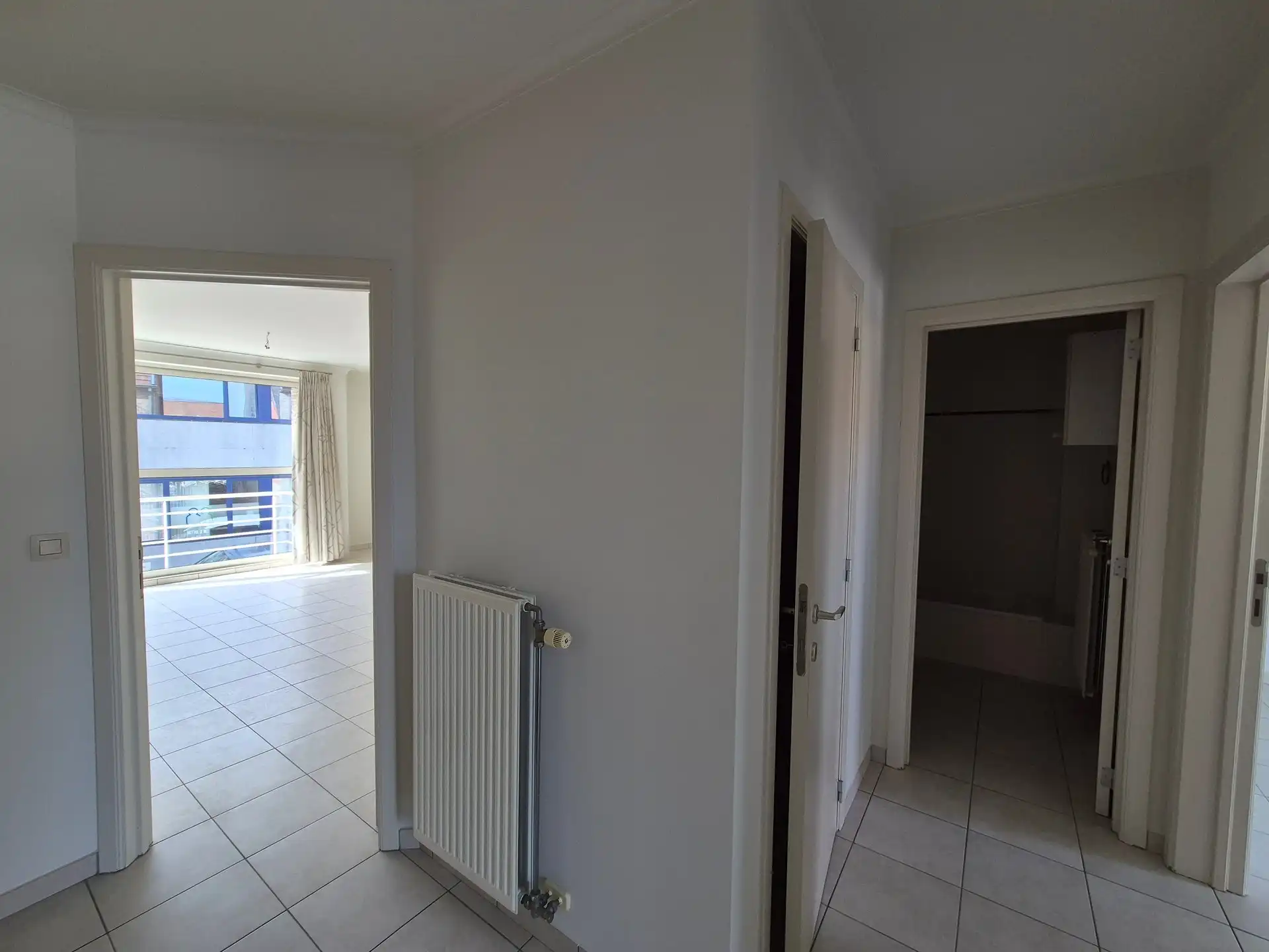 Instapklaar appartement met 2 slaapkamers, terras en lift — centraal in Wetteren foto 14