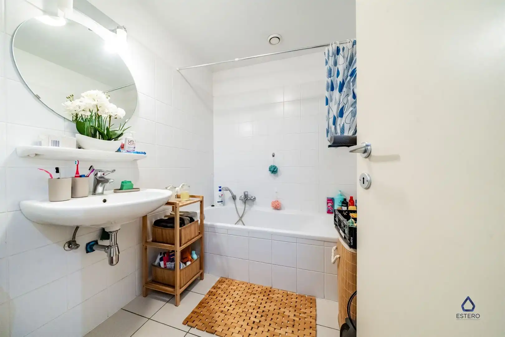 Ruim 3-slaapkamerappartement met zuidgericht terras foto 11