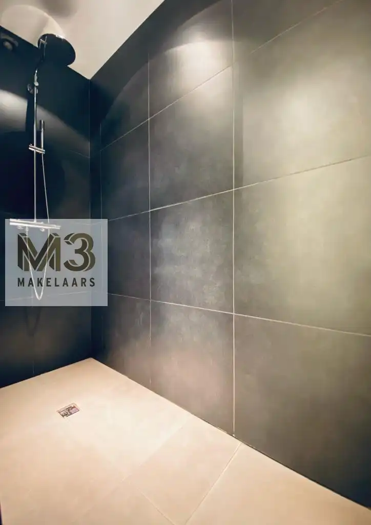 Trendy appartement met terras en garagebox! foto 18