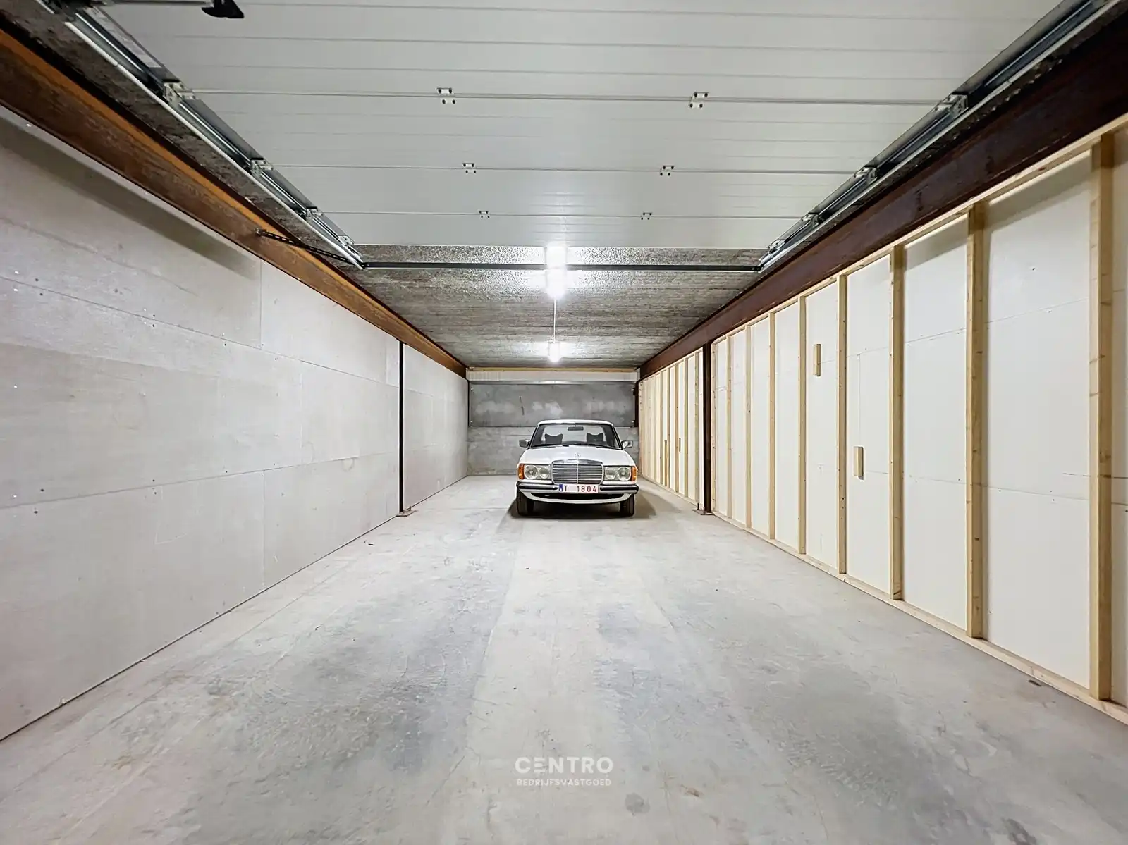 Multifunctioneel bedrijfsgebouw op een perceel van 10.321 m² te Kuurne! foto 37