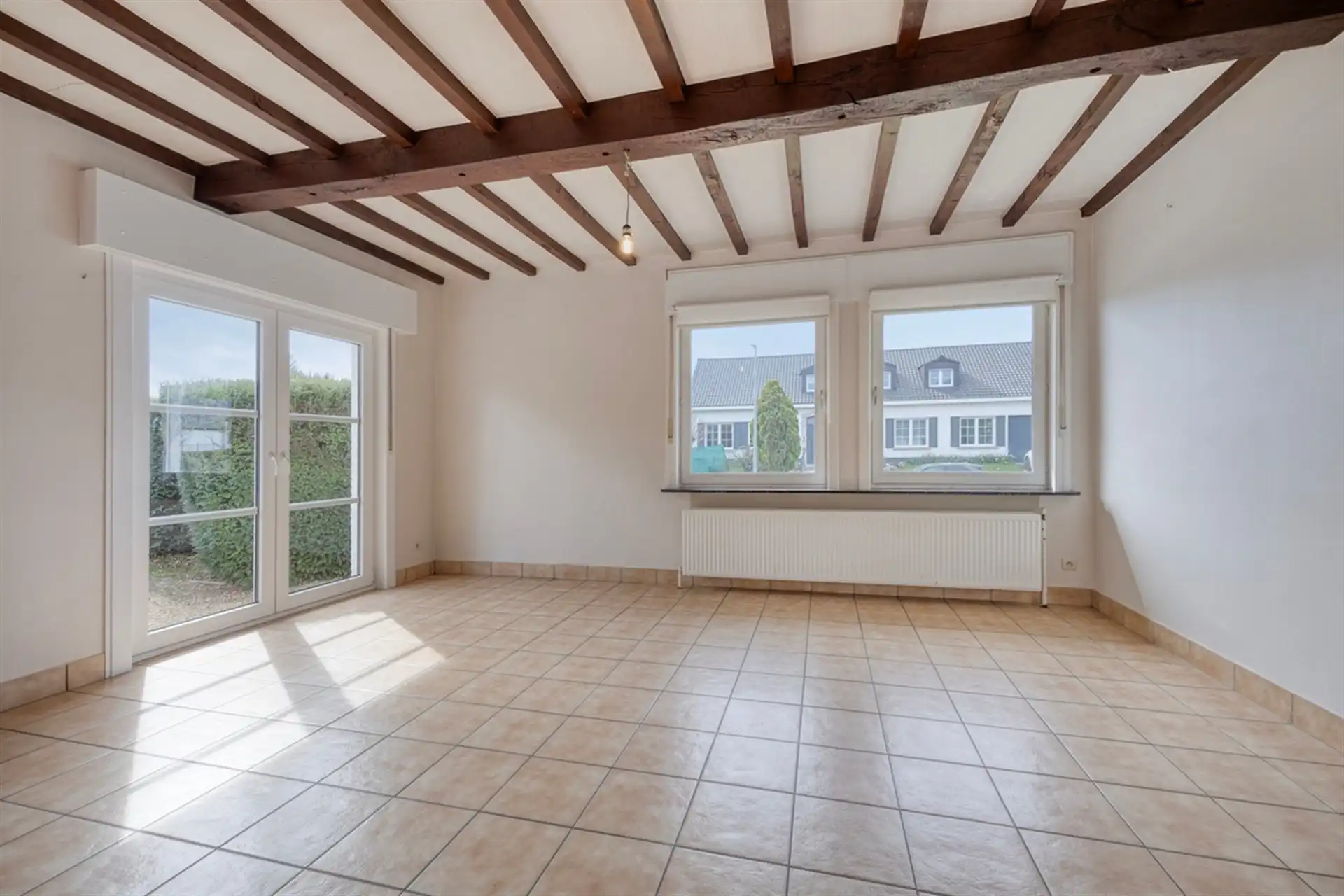 Woning met mogelijkheden op gegeerde locatie foto 6