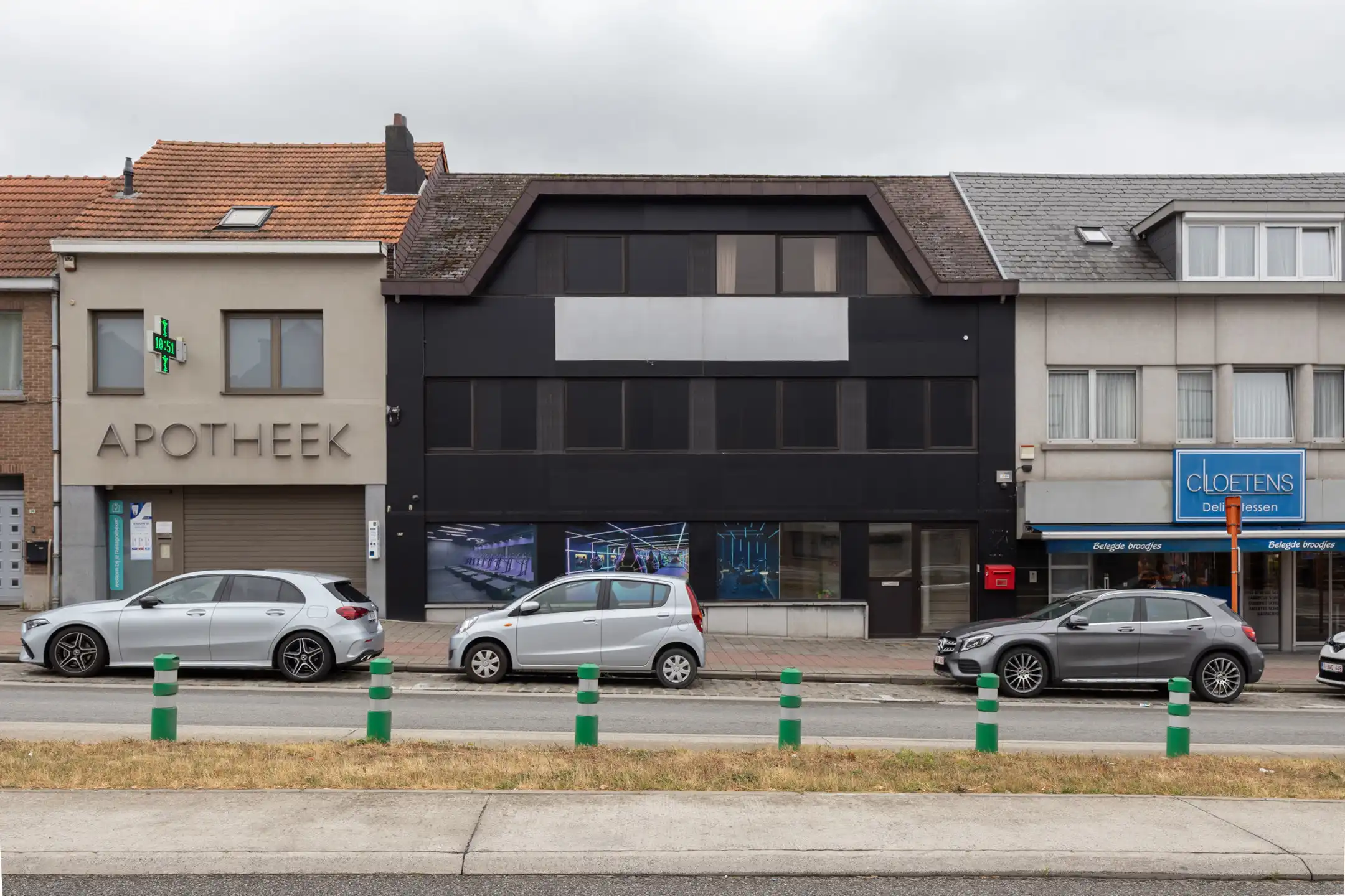 Gebouw te koop foto 2
