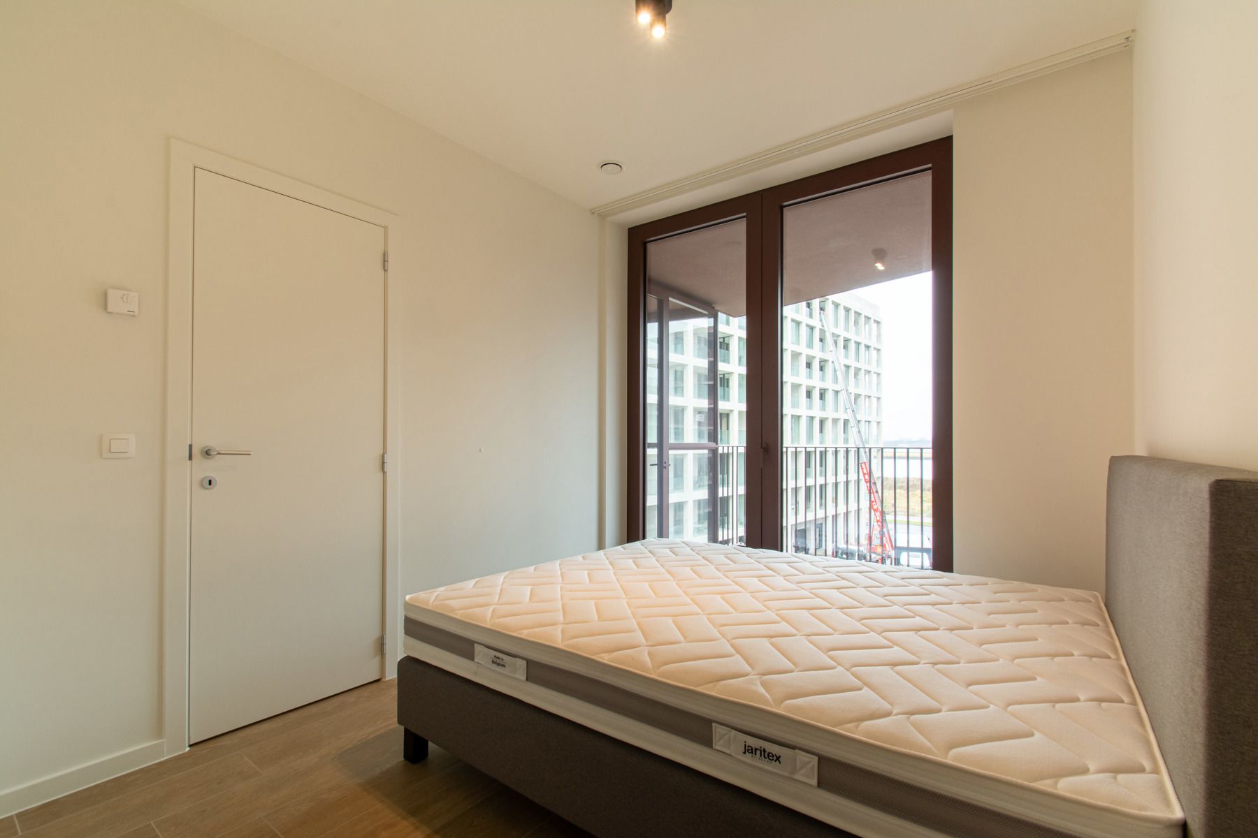 Lichtrijke studio met terras dicht van de Schelde  foto 8