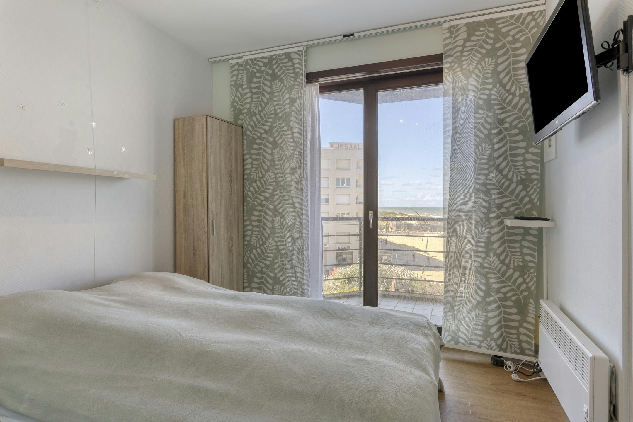 Appartement (103m²) met 3 slaapkamers en zeezicht in De Panne foto 10
