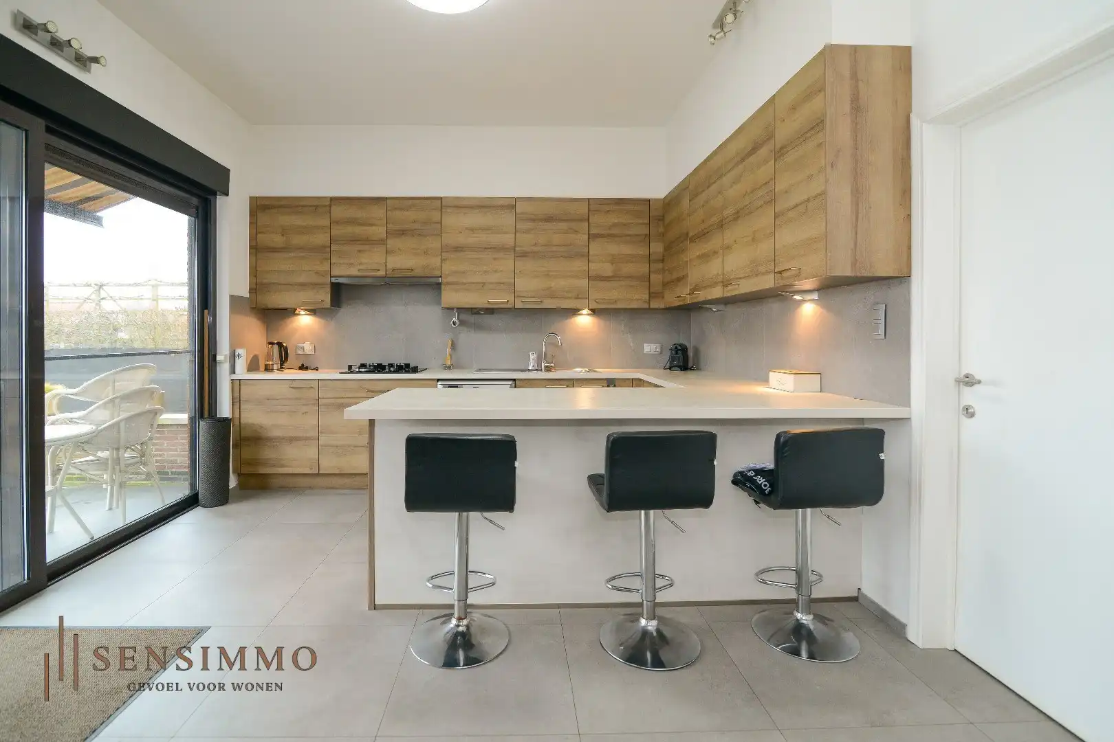 Open bebouwing op een ruim perceel van 45a58ca foto 8