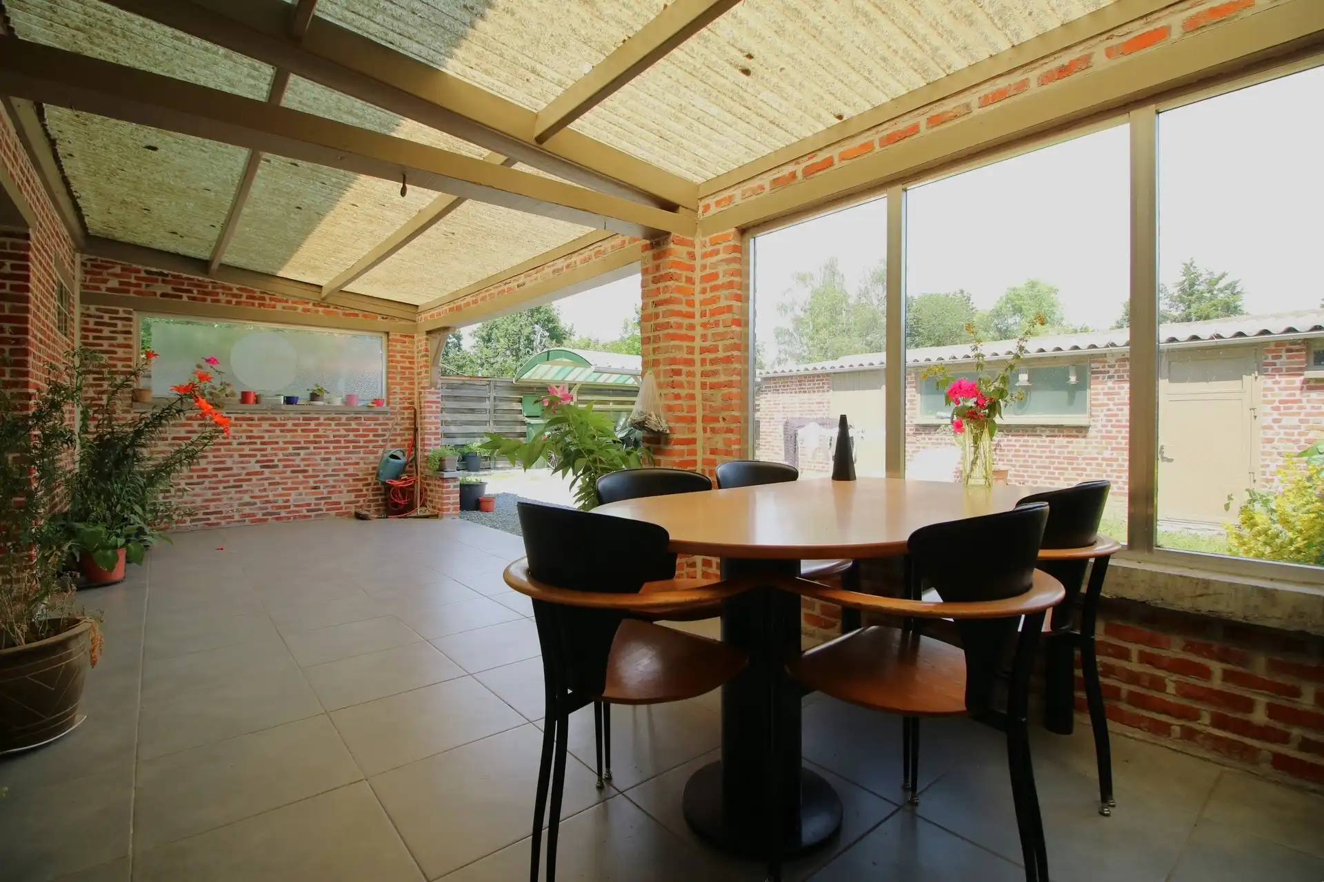 Instapklare HOB met 3 slpk en tuin foto 10
