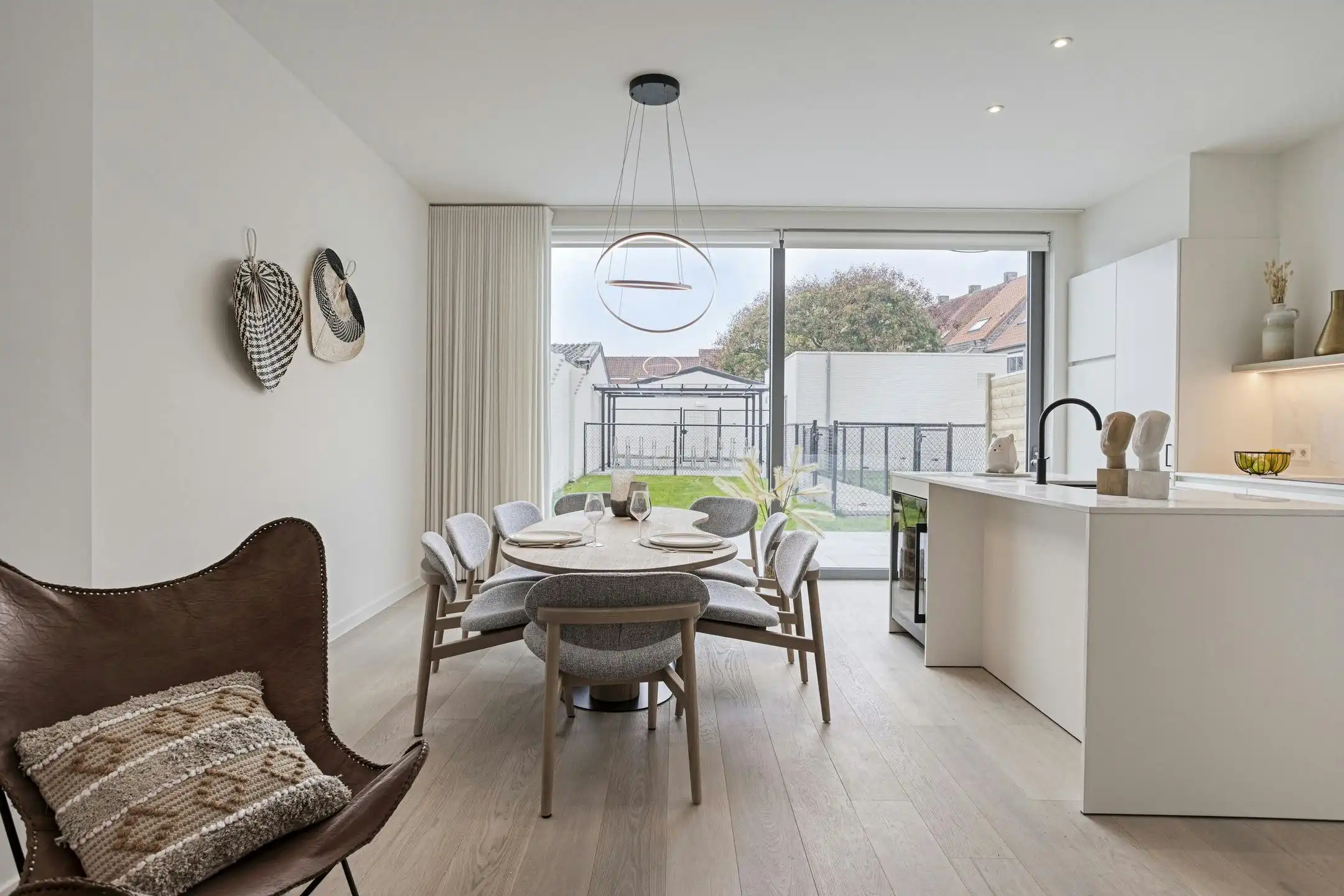 Unieke villawoonst te centrum Brugge met 4 slaapkamers foto 4