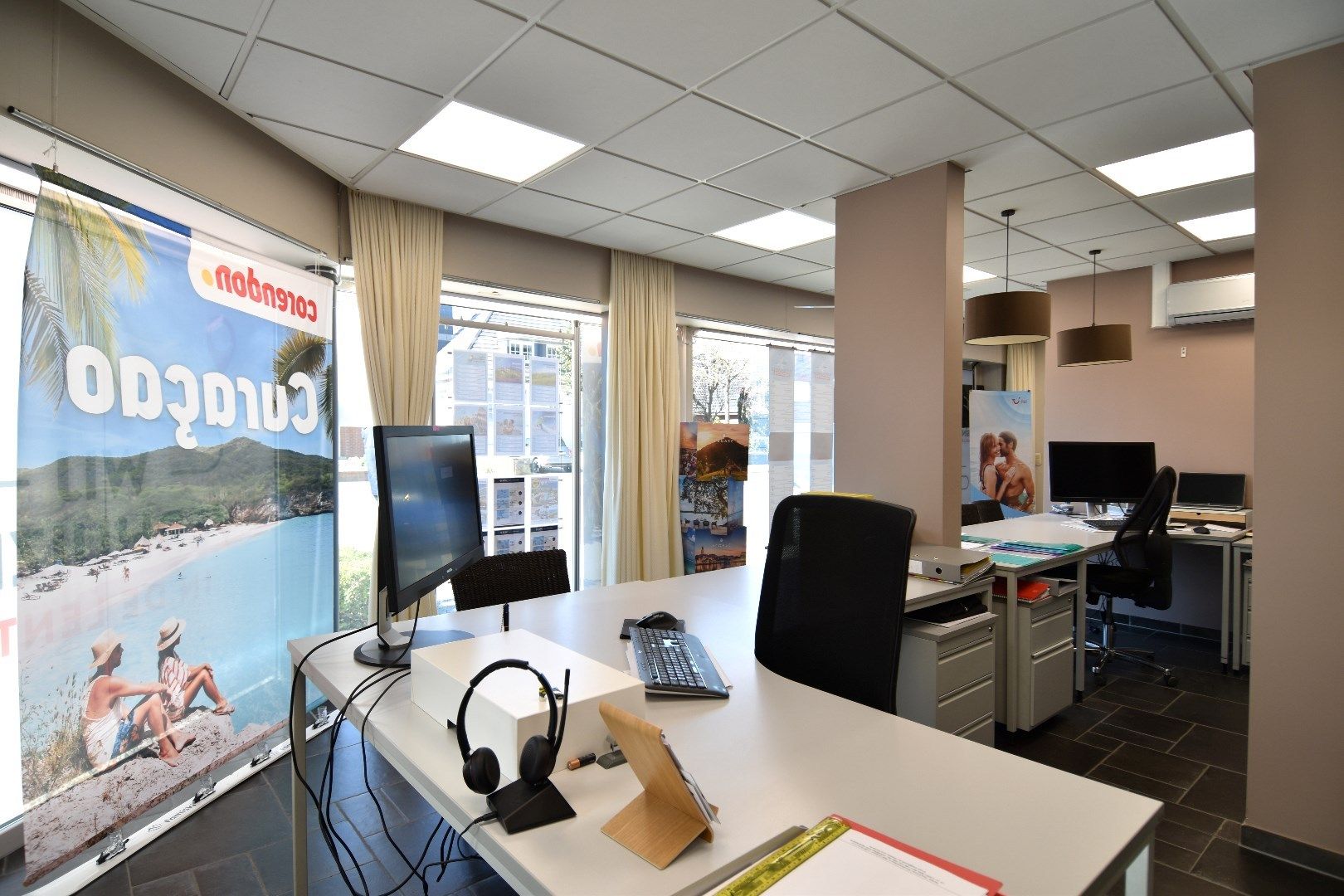 Commercieel pand geschikt voor gelijkvloers wonen, te koop in Gullegem foto 5