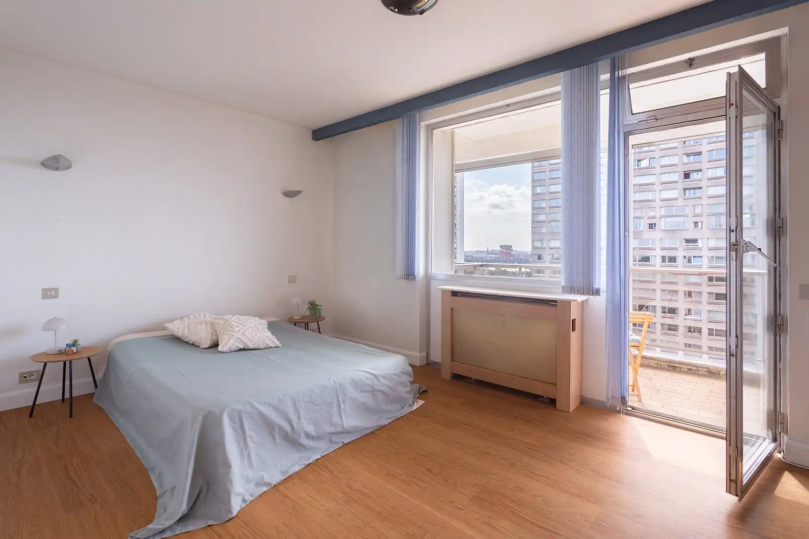 Lichtrijk 2-slaapkamerappartement met ruim terras en panoramisch uitzicht foto 16