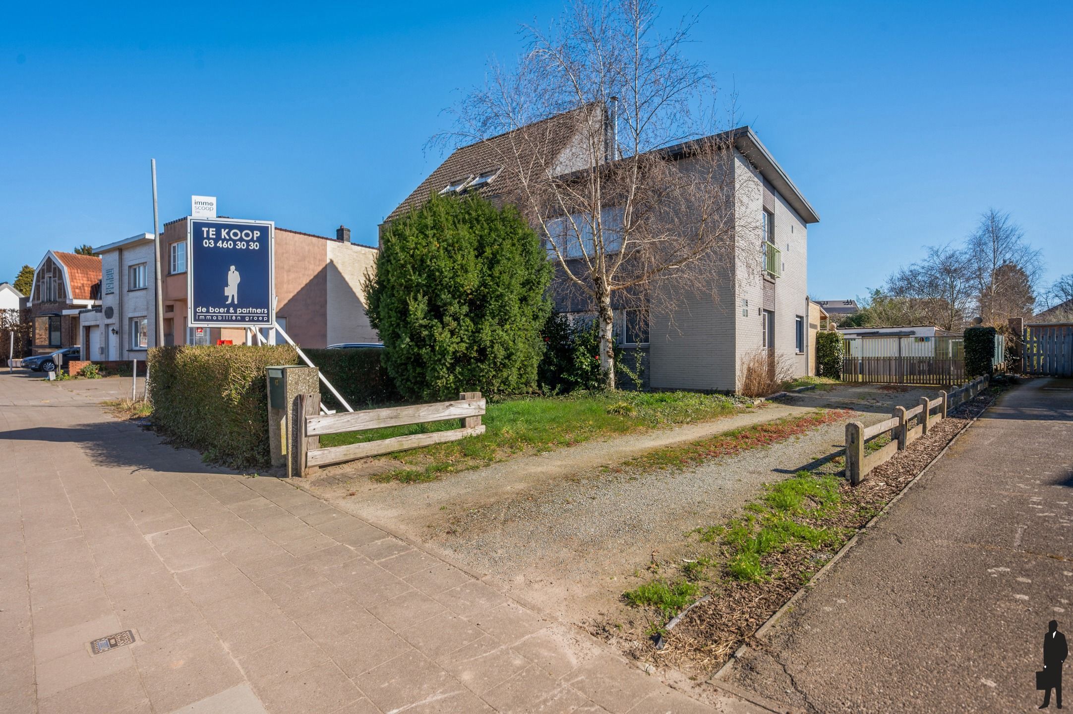 Te renoveren HOB met garage/magazijn met mogelijkheden foto 2
