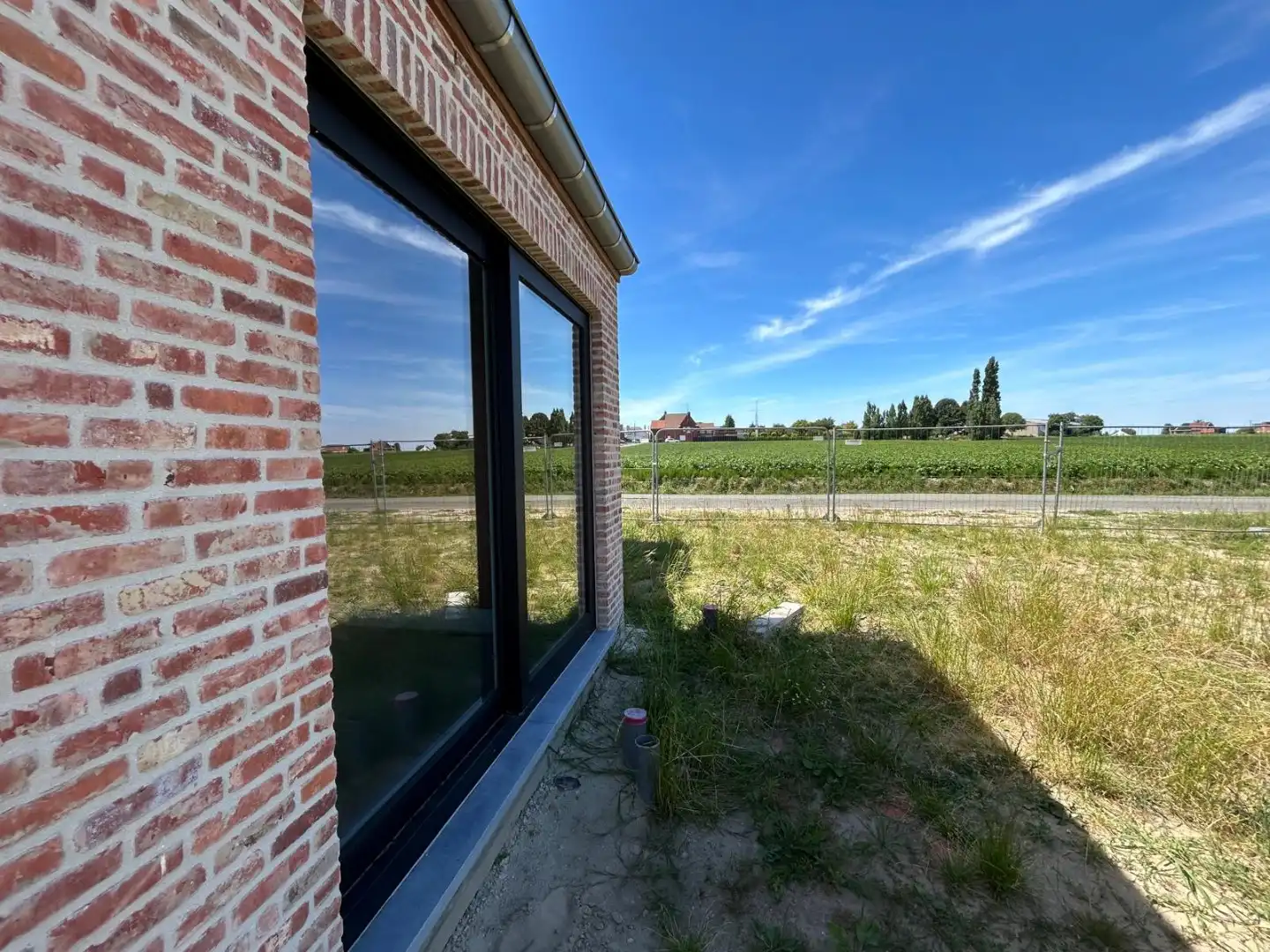 Prachtige NIEUWBOUW woning op landelijke ligging TE KOOP in Ingooigem (Anzegem). foto 3