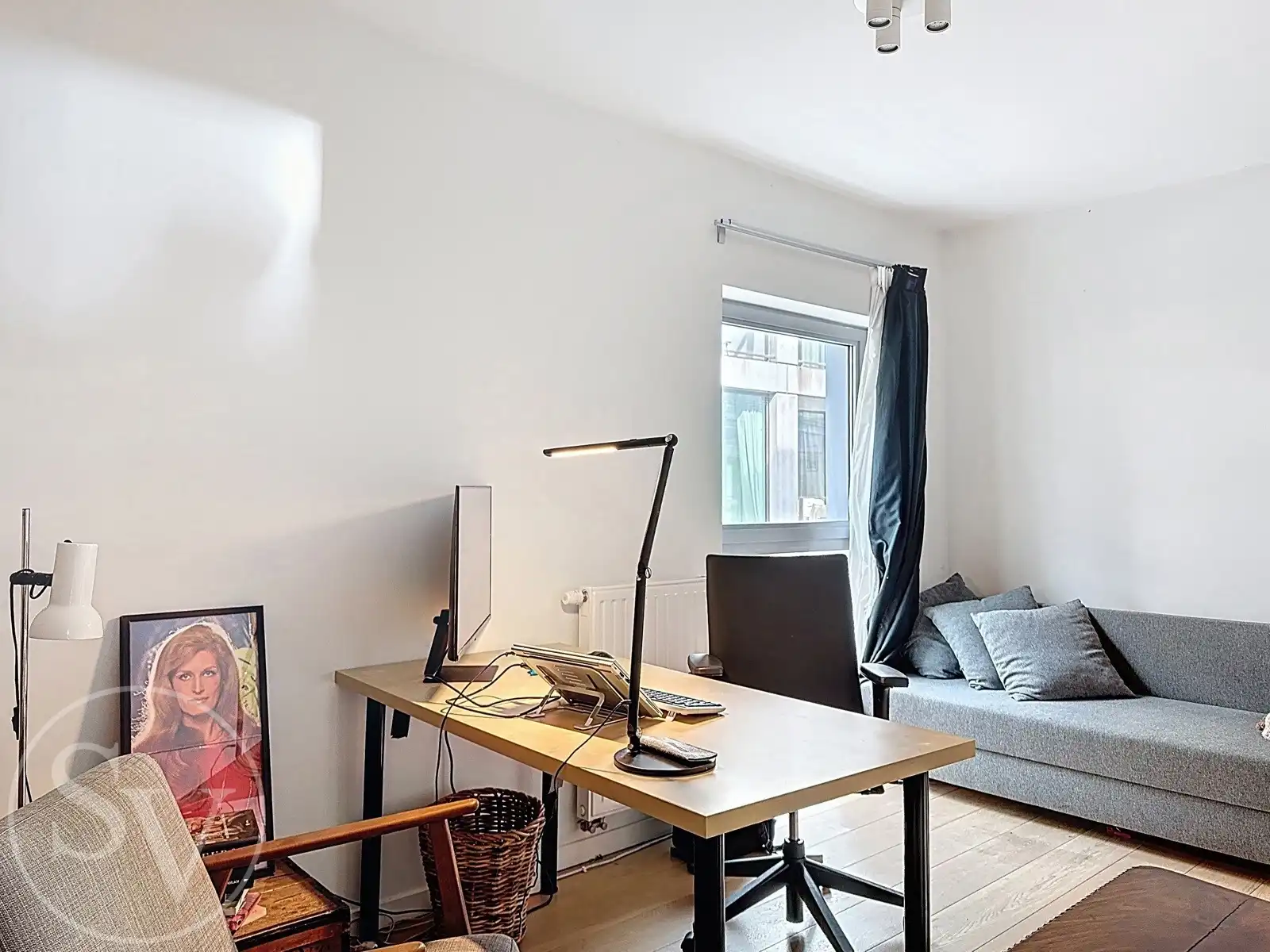 Appartement op TOP locatie, 2 slpk, terras en parking. foto 8