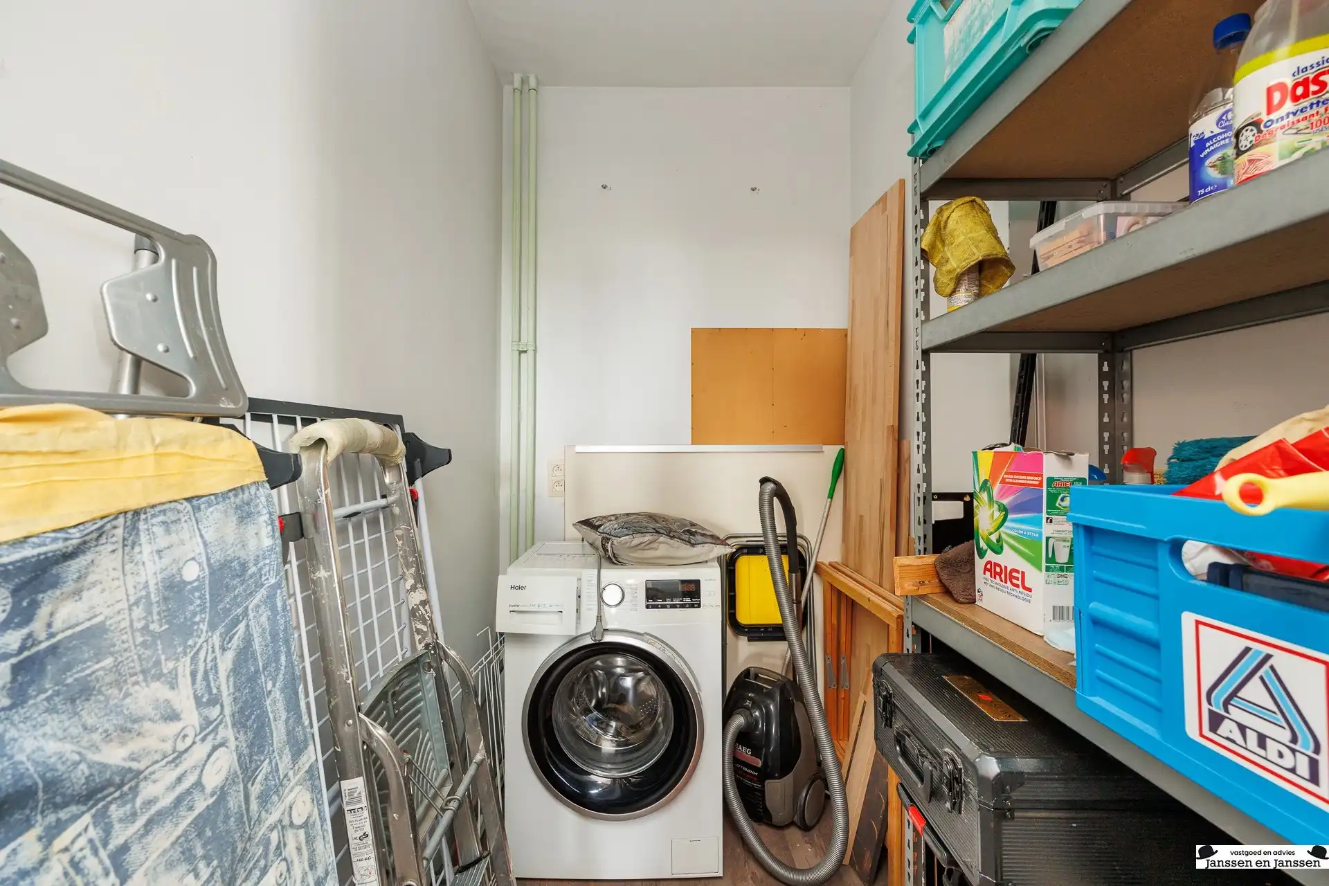 Bemeubeld 2-slaapkamerappartement met prachtig uitzicht! foto 13