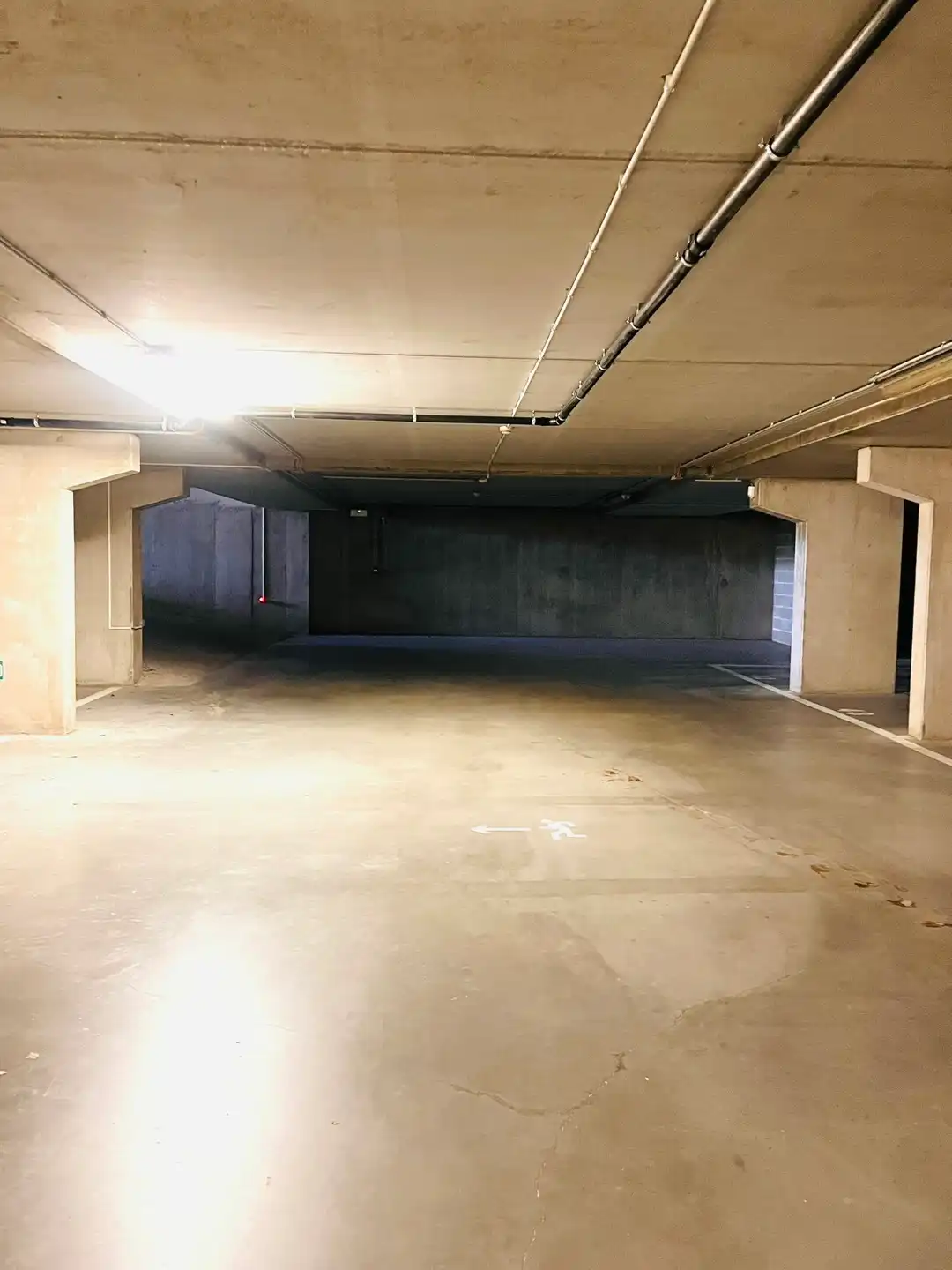 AUTOSTAANPLAATS TE HUUR AAN HET STATION VAN DENDERLEEUW foto 3